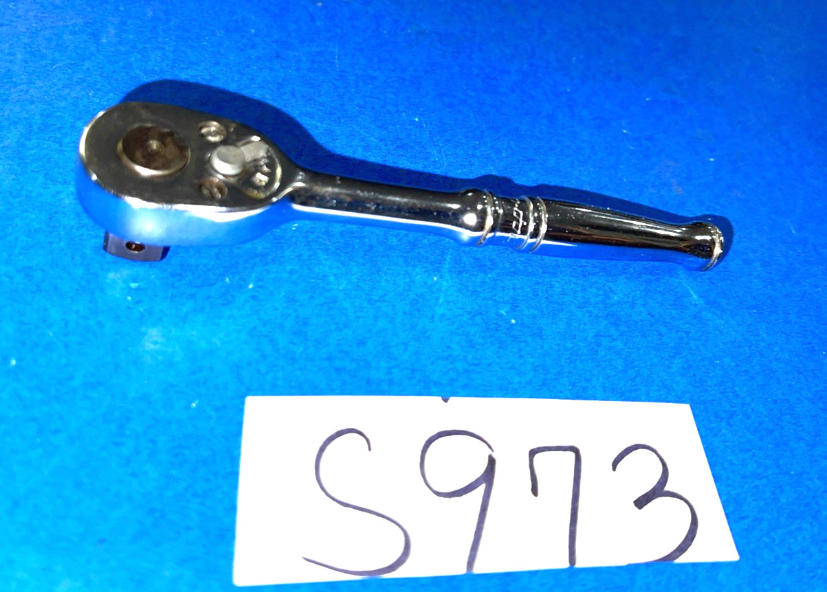SNAP-ON TOOLS 3/8 DRIVE COMPACT HEAD RATCHET 4-3/8 INCHES LONG FM70A
