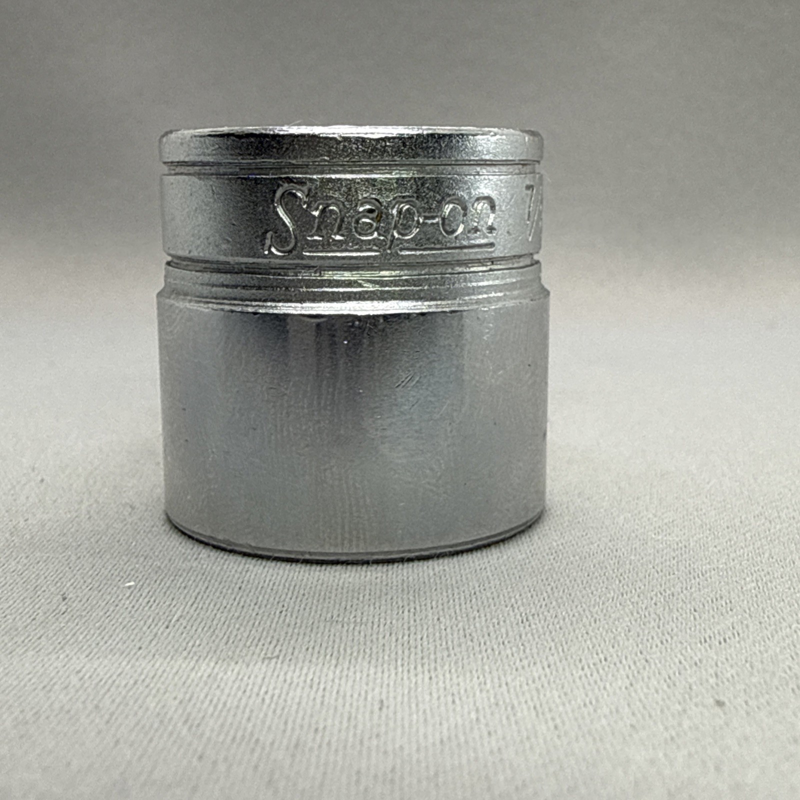 Snap-on Tools 3/8″ Drive 7/8″ SAE 6 Point Shallow Chrome Socket FS281 USA #152