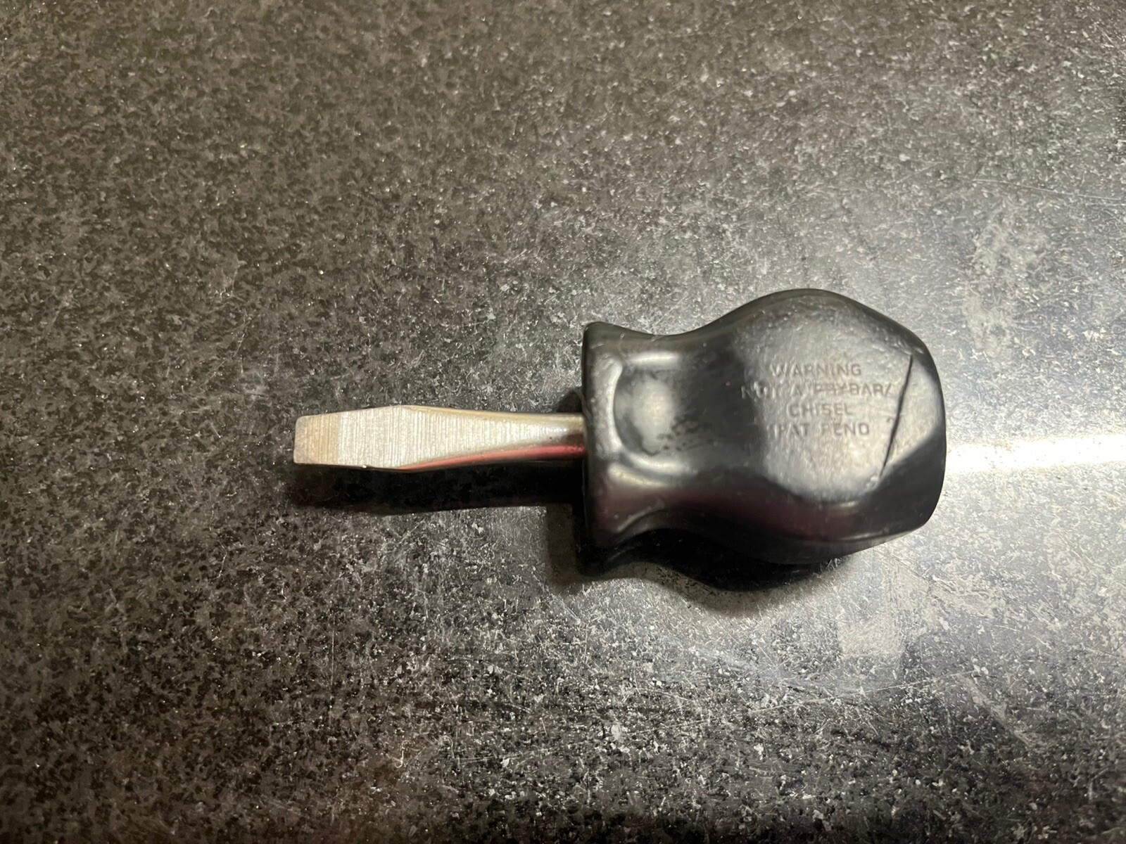 Snap On Flat Tip Instinct Hard Grip Standard Screwdriver SDD1