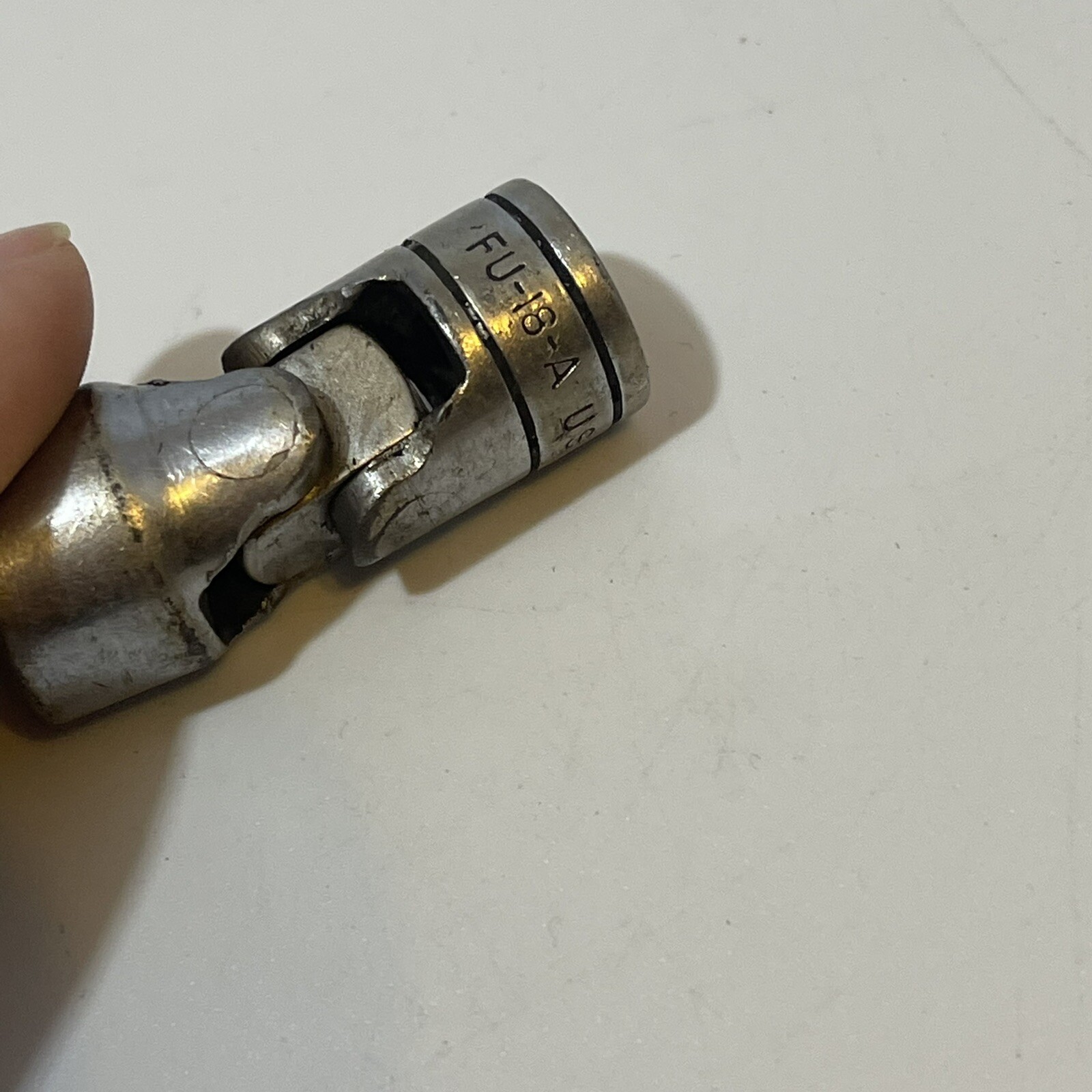 Snap On FU18A 3/8 inch drive 9/16 12 point swivel socket
