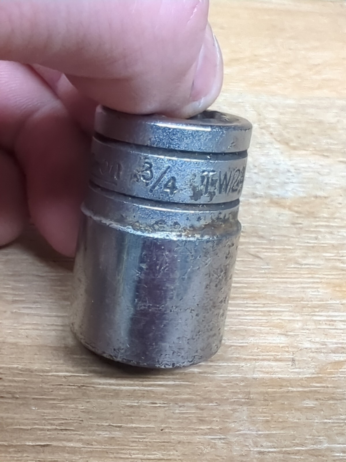 Snap-on Tools 1/2″ Drive SAE 6 Point Shallow 3/4″ Chrome Socket TW241 USA