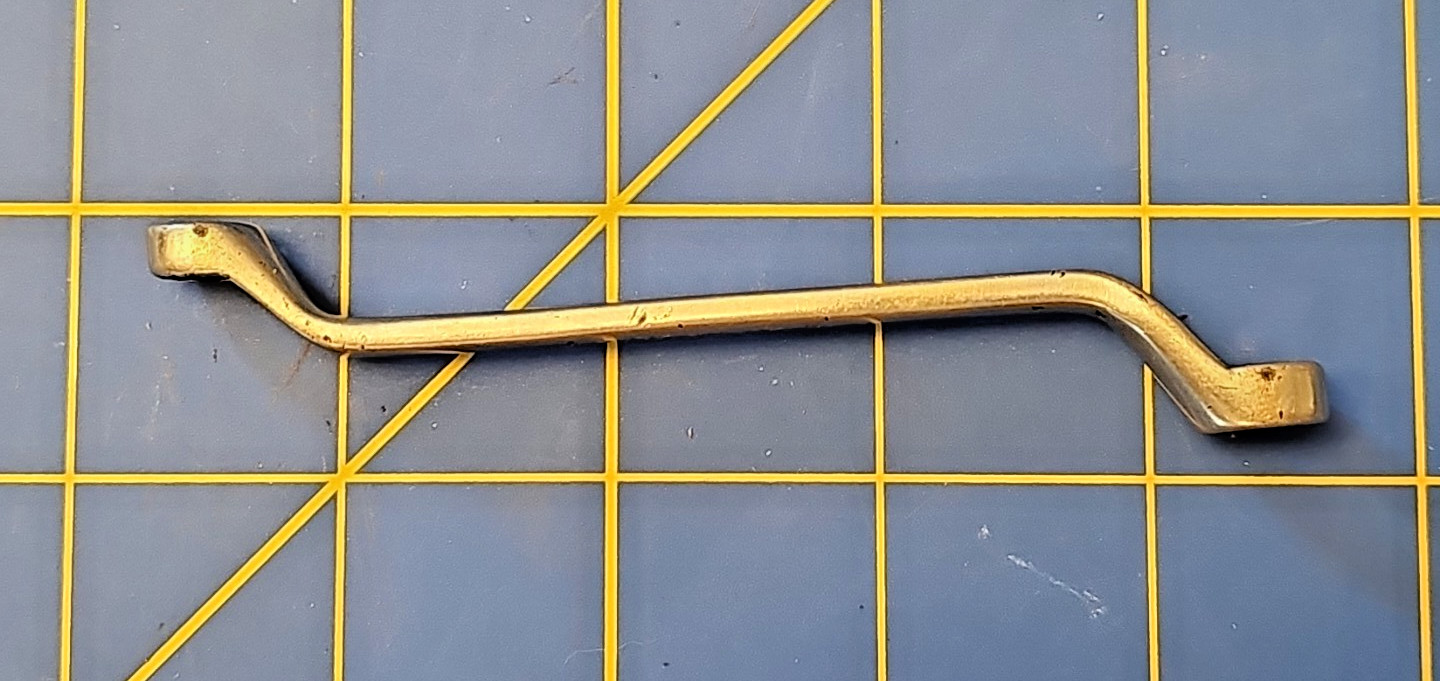 Older Snap On SX810 like S0810 1/4″ X 5/16″ 12pt Deep Offset Box End Wrench