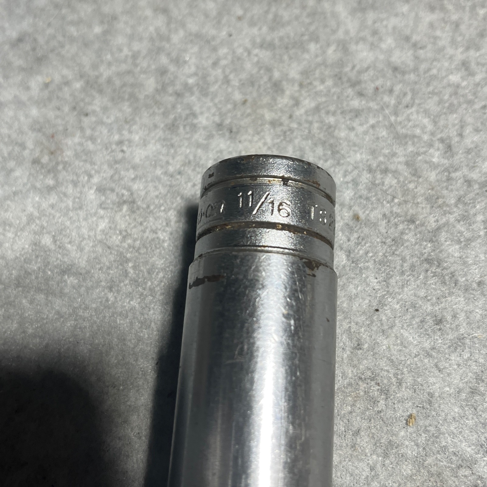 Snap-On 11/16” TS 221, 6 Point 1/2″ Drive Deep Socket USA