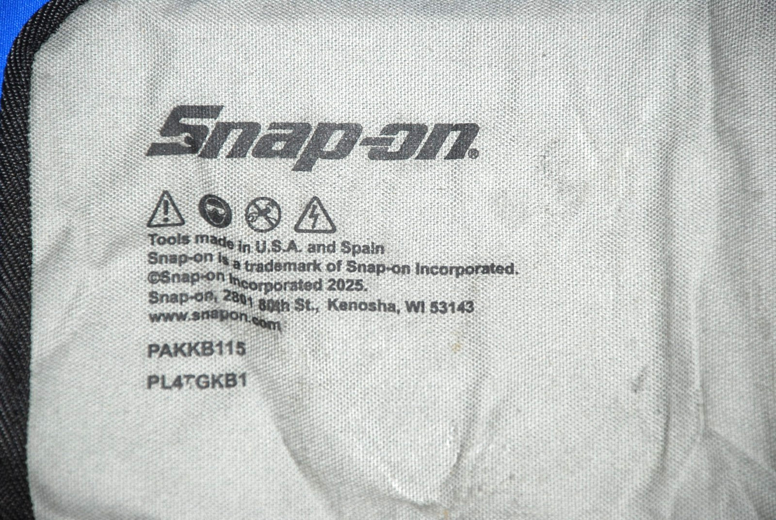 Snap-On Tools NEW 4 Piece Red Soft Grip Pliers To Go Set with Kit Bag