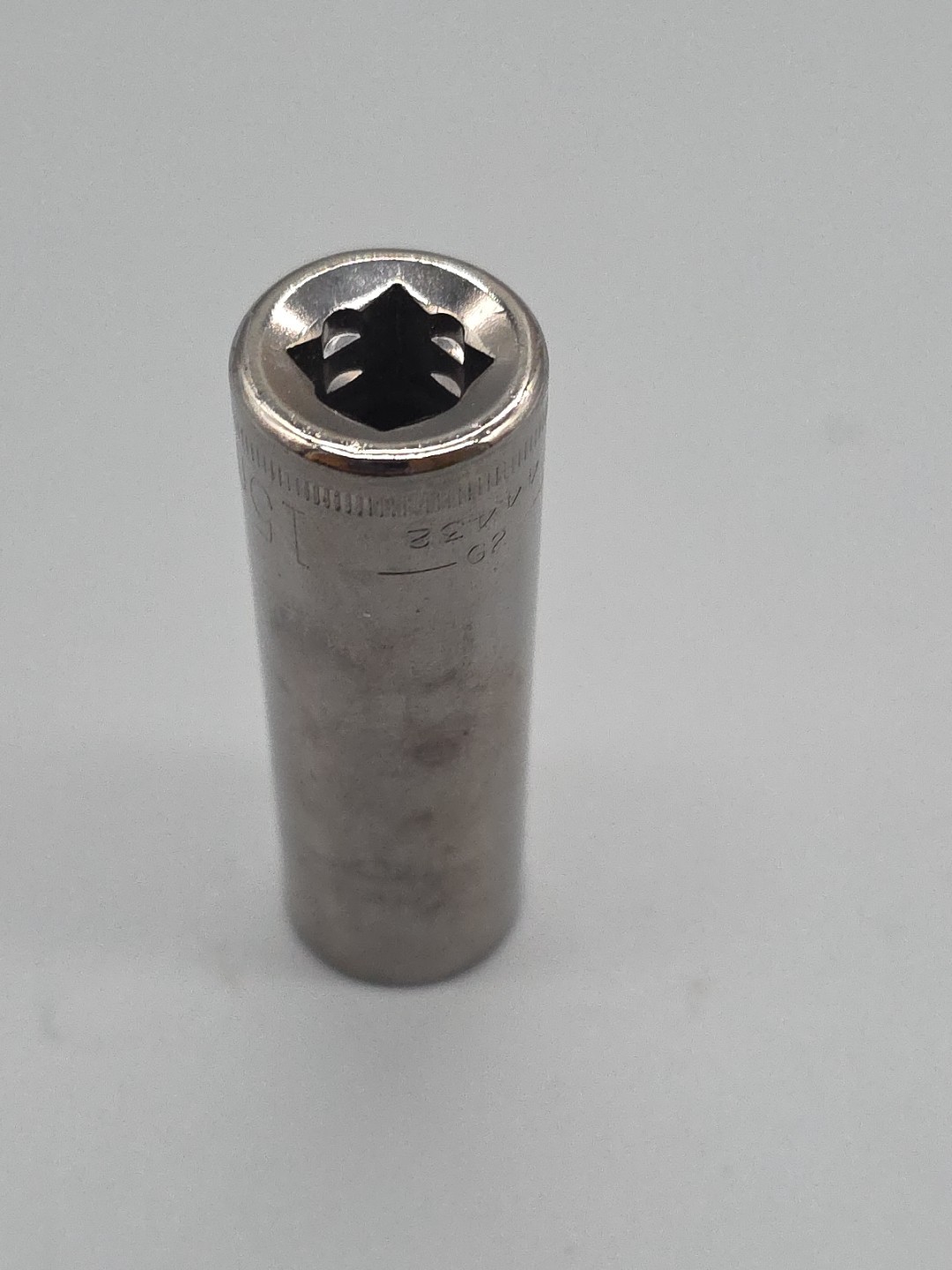 Craftsman Tools 3/8” Drive Deep Well Socket Metric 15mm G2 44432 USA