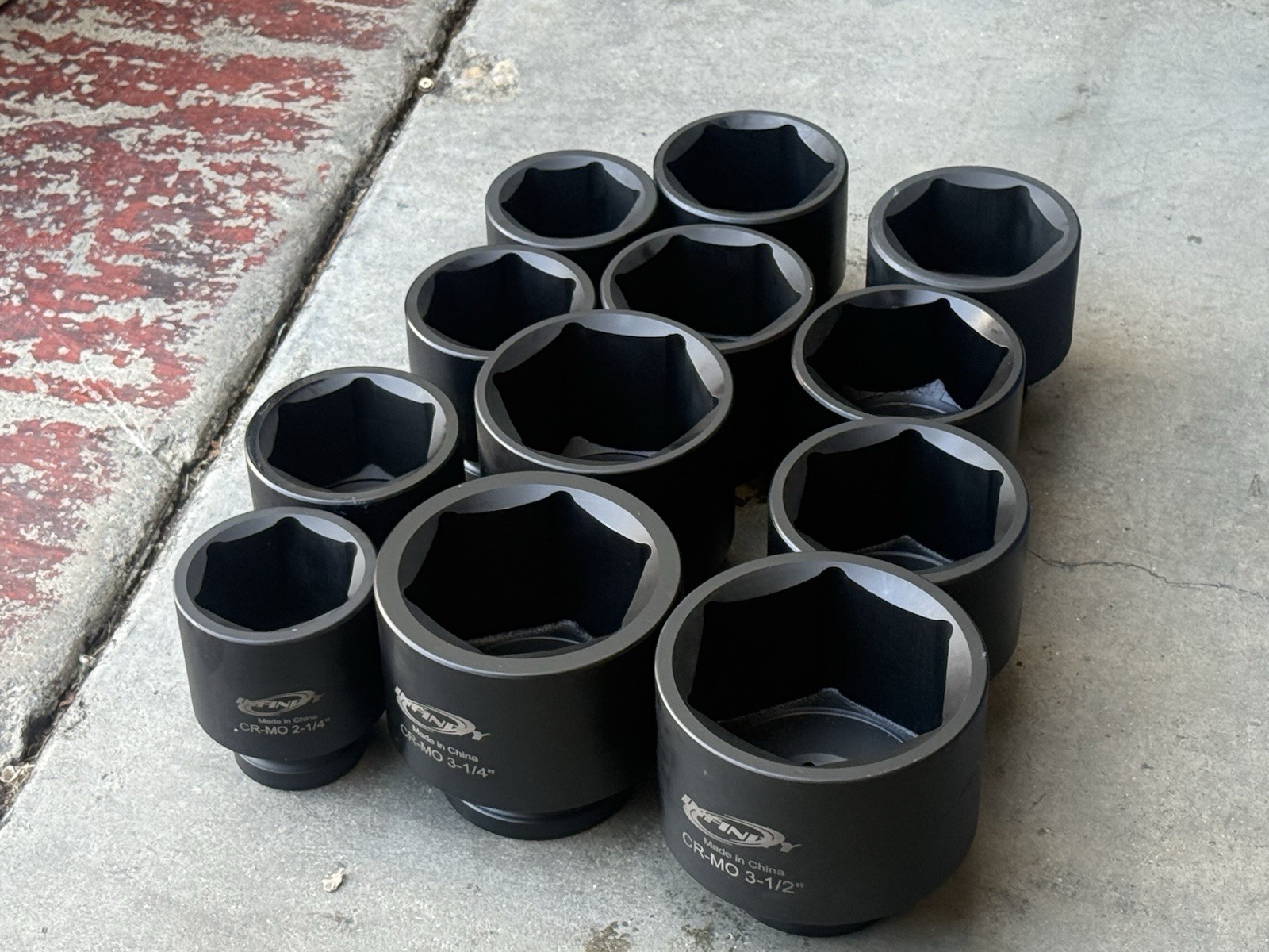 12pcs 1″ Drive 6 Point Jumbo Deep Impact Socket Set SAE 2-1/8″ ~ 3-1/2″ Cr-MO