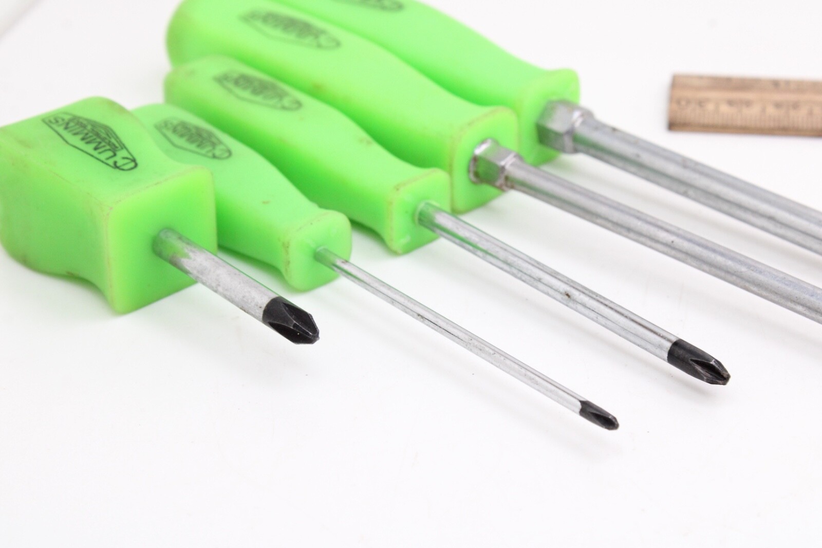 Cummins Lot Of 10 Flat/Slotted and Phillips Screwdrivers Orange Green Handles