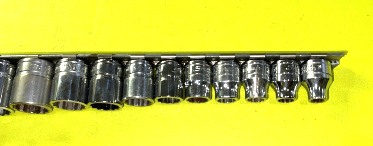 SNAP-ON TOOLS 14 PIECE 3/8 DRIVE SAE. SHORT CHROME SOCKET SET 12-POINT
