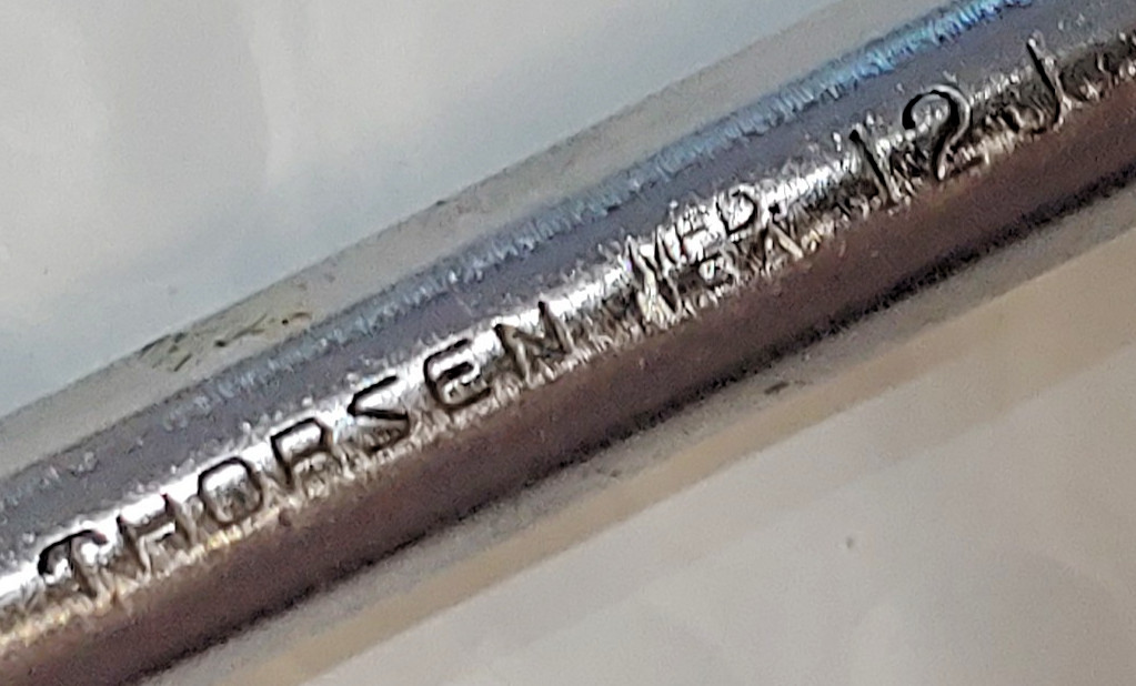 Thorsen 12J, 3/8″ Drive 8″ Breaker Bar Knurled Grip Made in USA Excellent Cond.