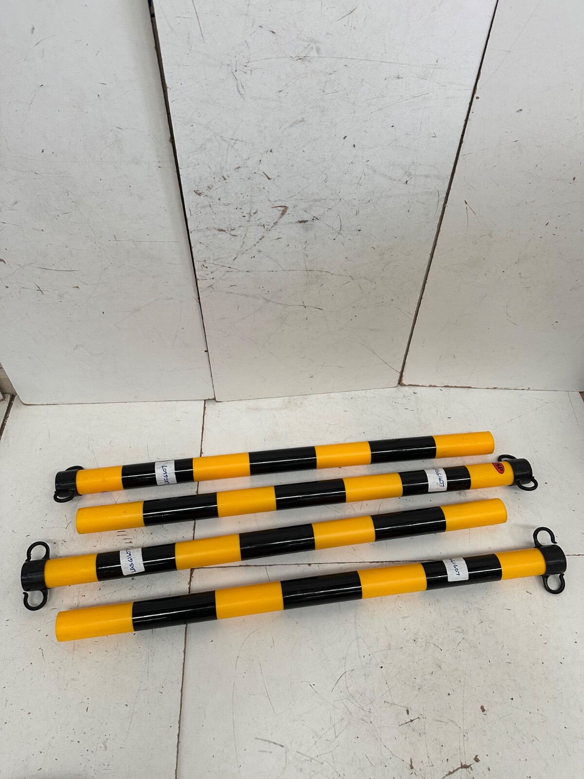 4x Laser 61607 Chain Support Post with Cap (Black/Yellow) (4pack) VAT Inclusive
