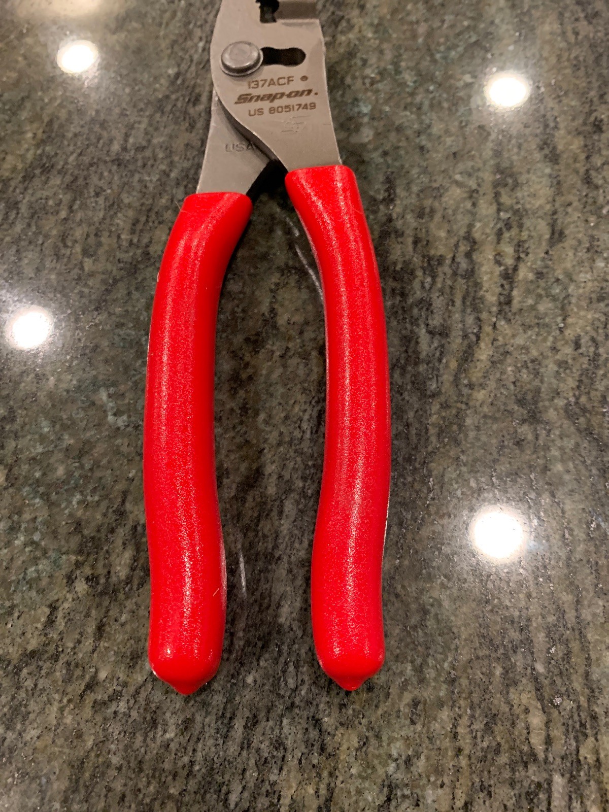Snap On 137acf 8″ heavy duty talon grip combination slip joint pliers red