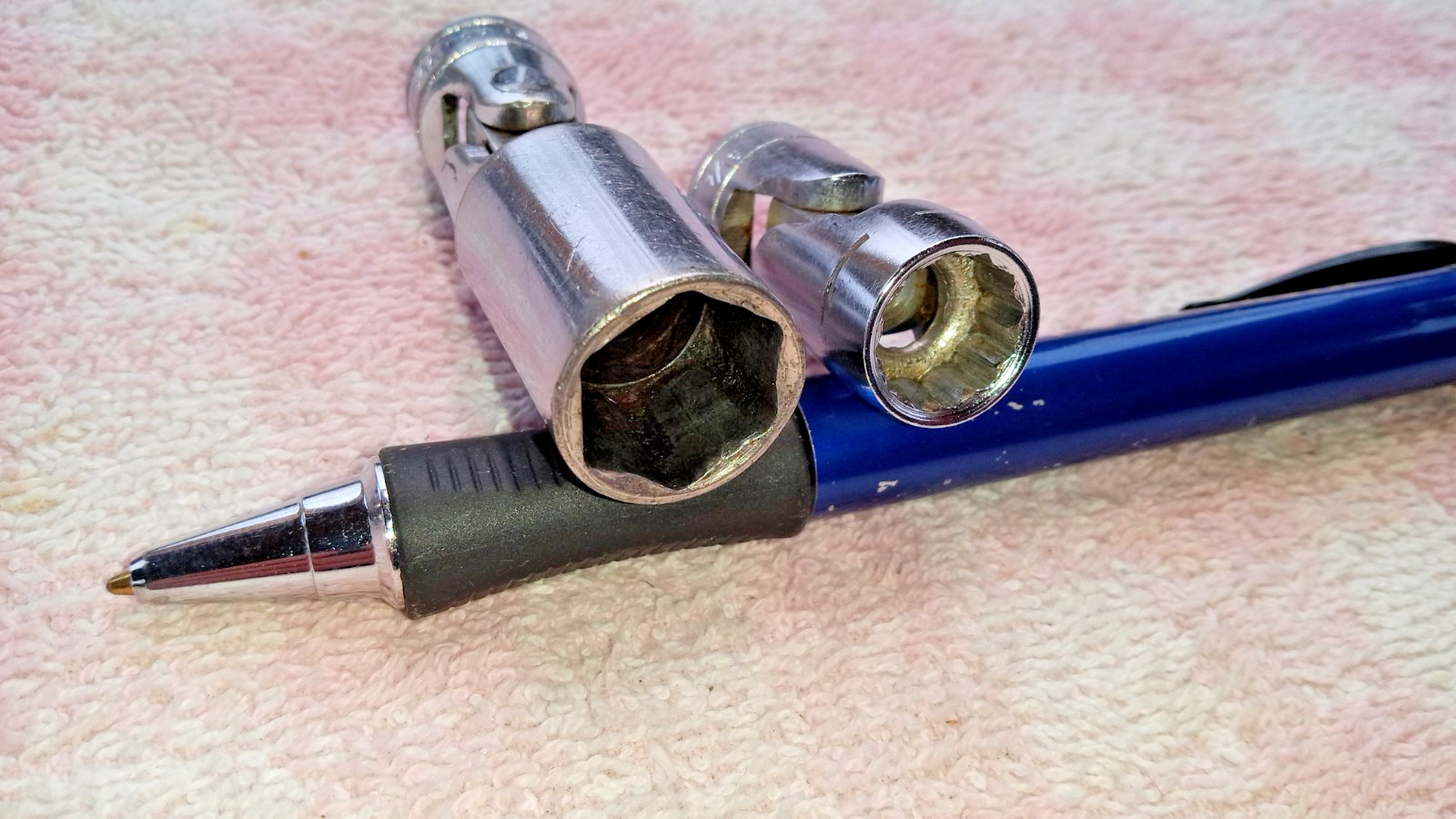 SNAP-ON SWIVEL SOCKETS PAIR 7/16 and 9/16 BOTH 3/8dr USED W WEAR SEE DESC snap