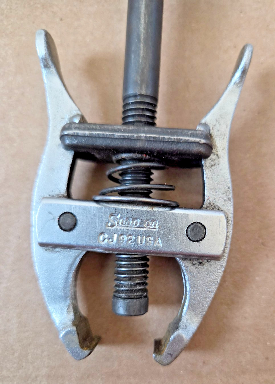 SNAP ON CJ-92 BATTERY TERMINAL PULLER / SMALL BEARING PULLER CJ92