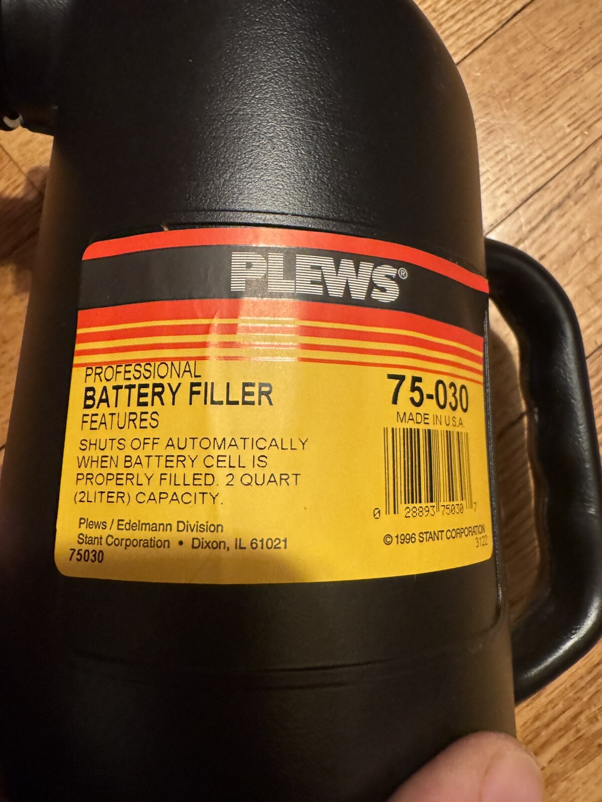 Plews 75-030 Plastic Professional Battery Filler w/ 2 qt. Capacity BRAND NEW !!!