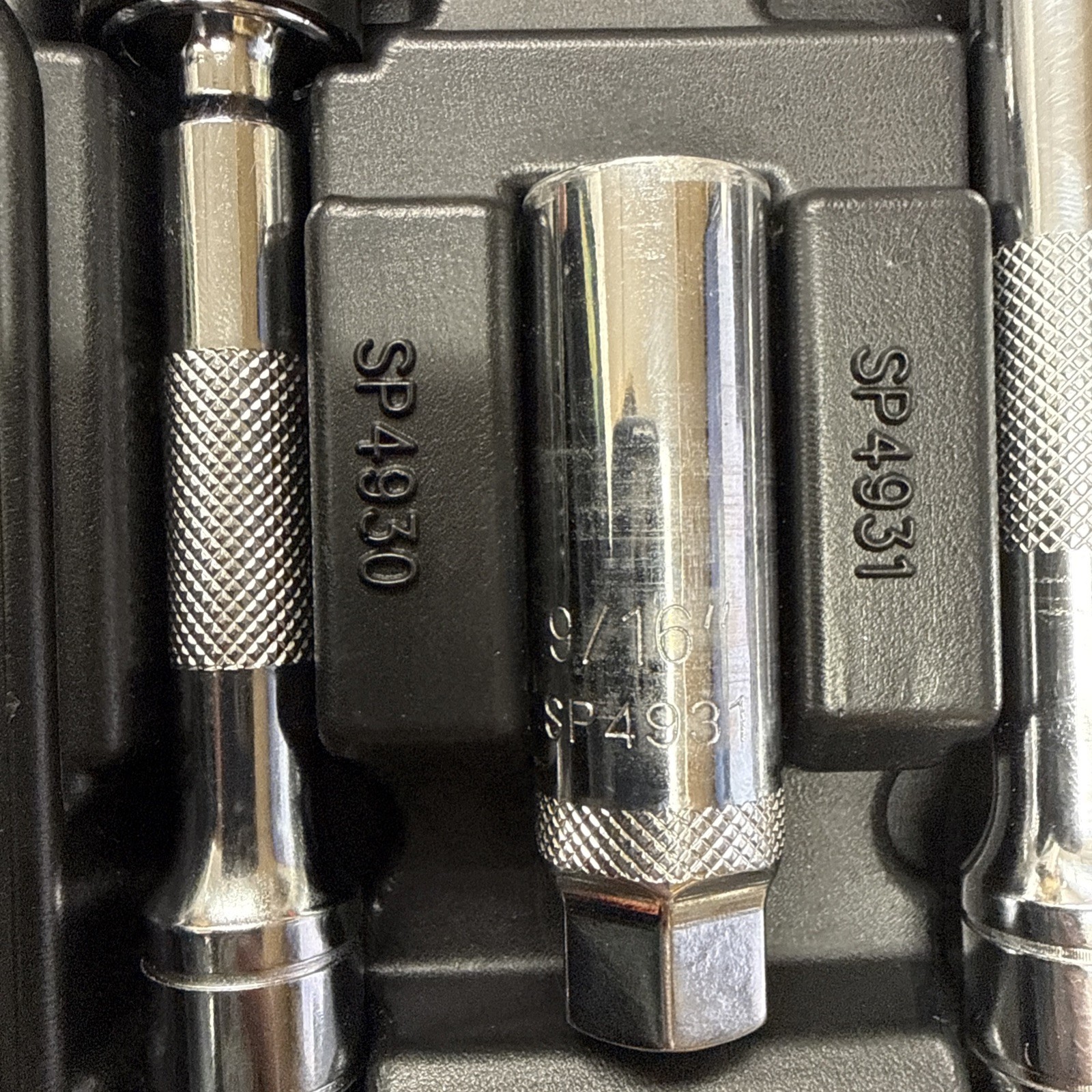 Matco Tools SPK5M Magnetic 5pc Spark Plug Service Set with Case