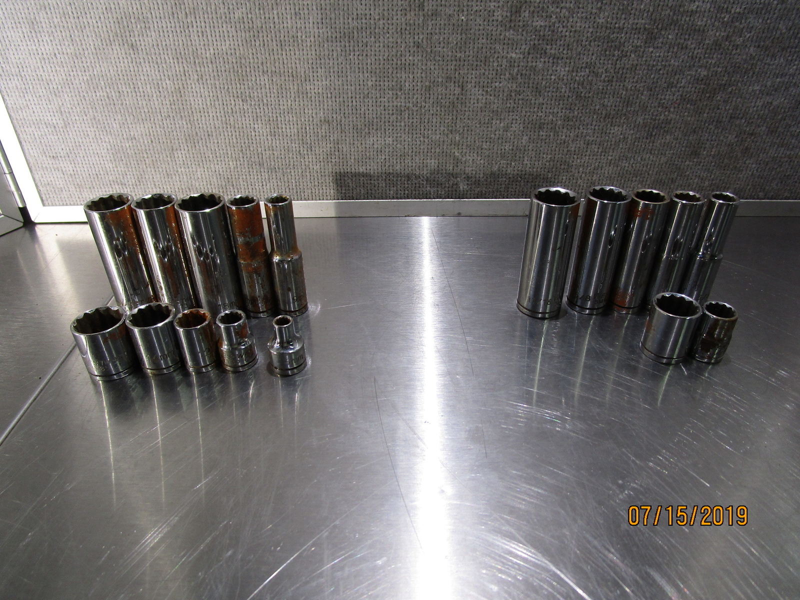 Misc Westward 3/8 Dr Metric and SAE Sockets – 17 Total Pieces