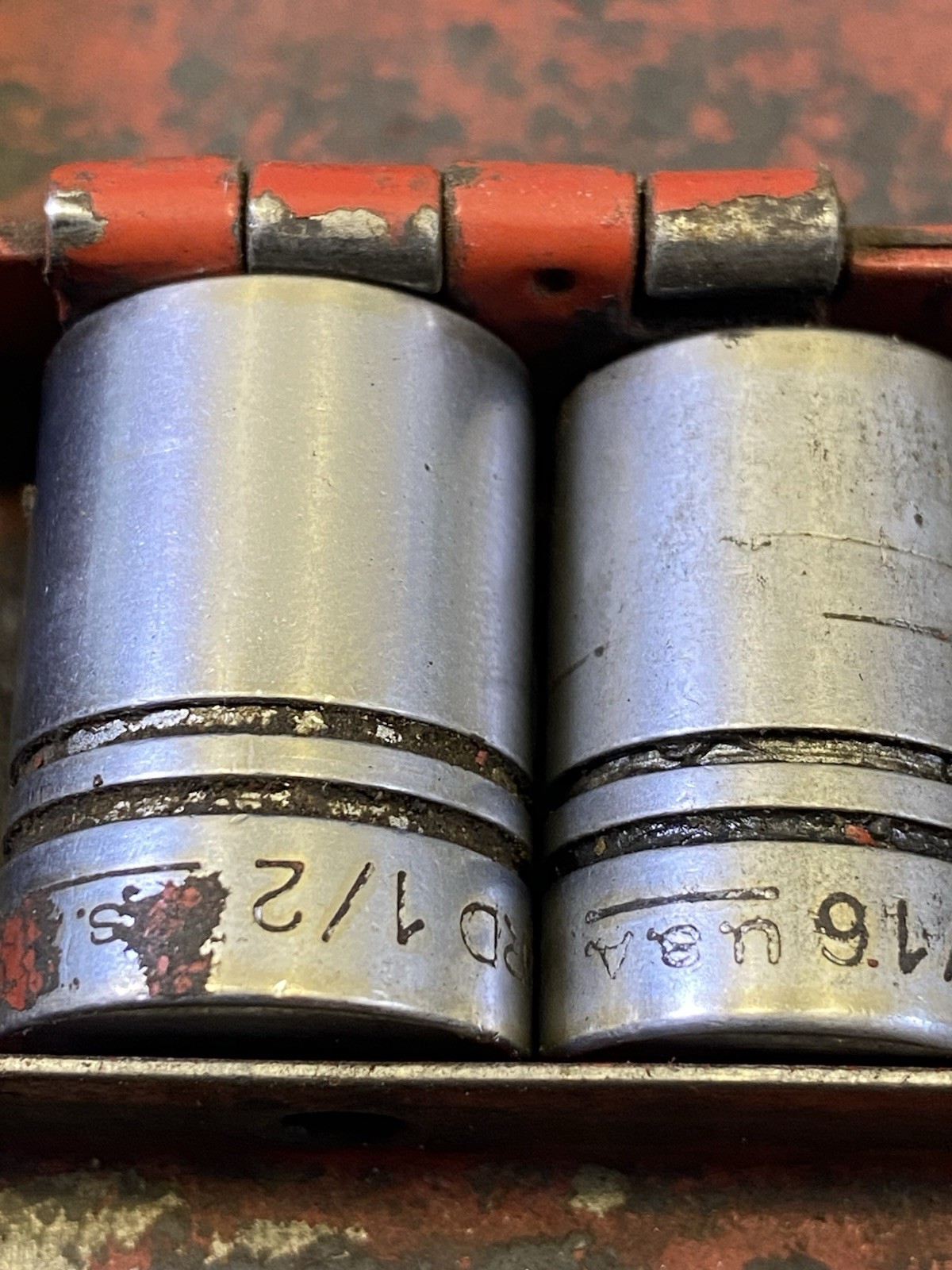 Vintage Wizard 1/4” Drive 10 Piece SAE Shallow Socket Set W/ Metal Box USA