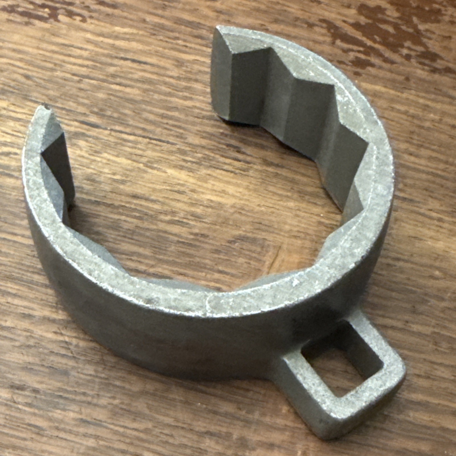 Snap-On 1/2″ Drive 12-Point SAE 2-7/16″ Deep Flare Nut Crowfoot Wrench USA