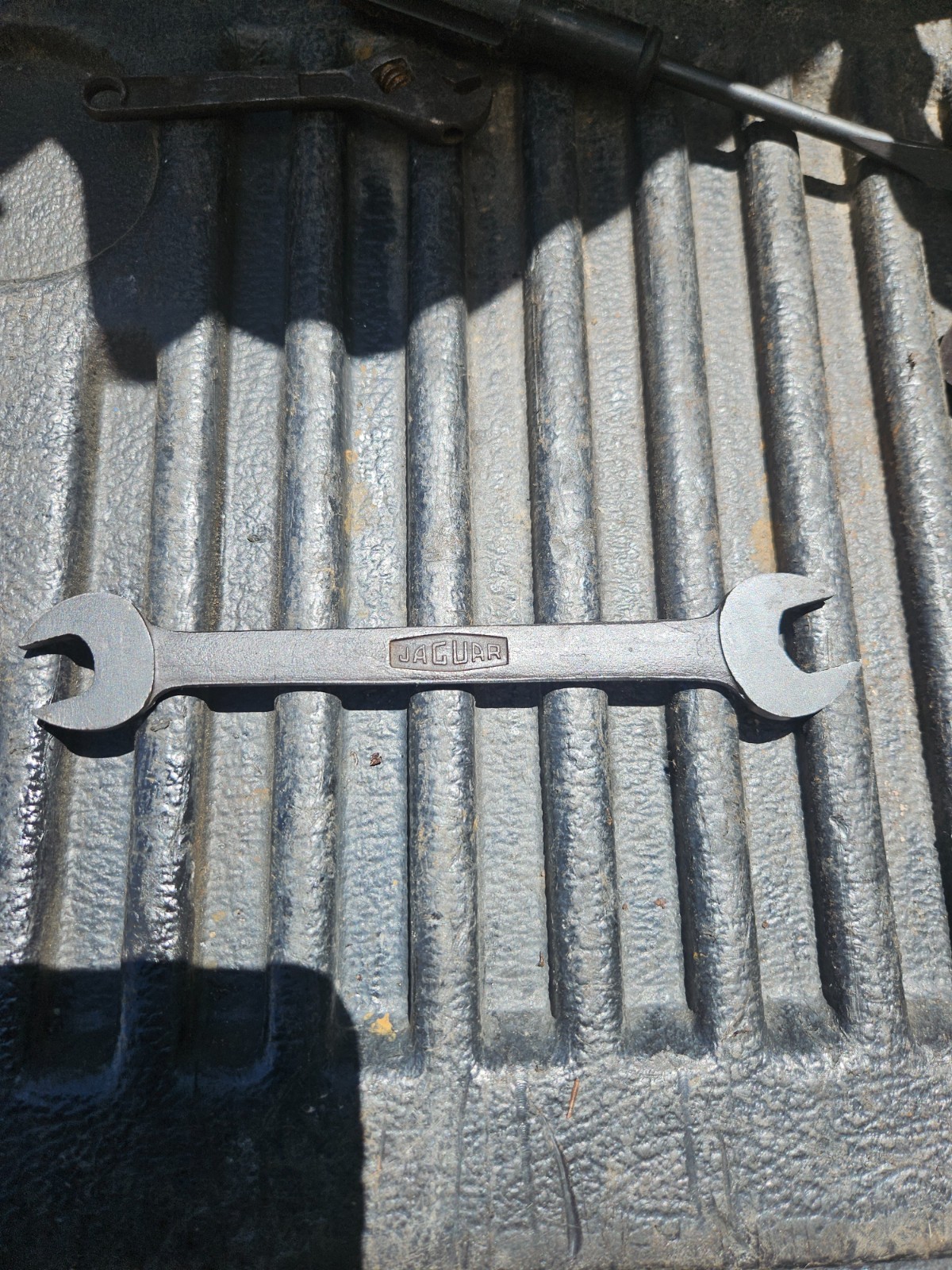 JAGUAR 9/16″ 5/8″ open end wrench T/W Good shape almost NOS