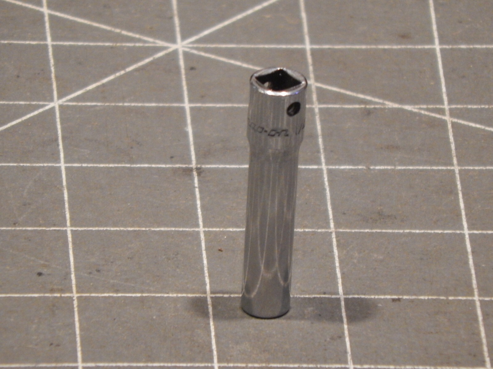 Snap On 1/4″ Drive Deep Spline Socket 1/4″ TEL8 12Pt Dr 2005