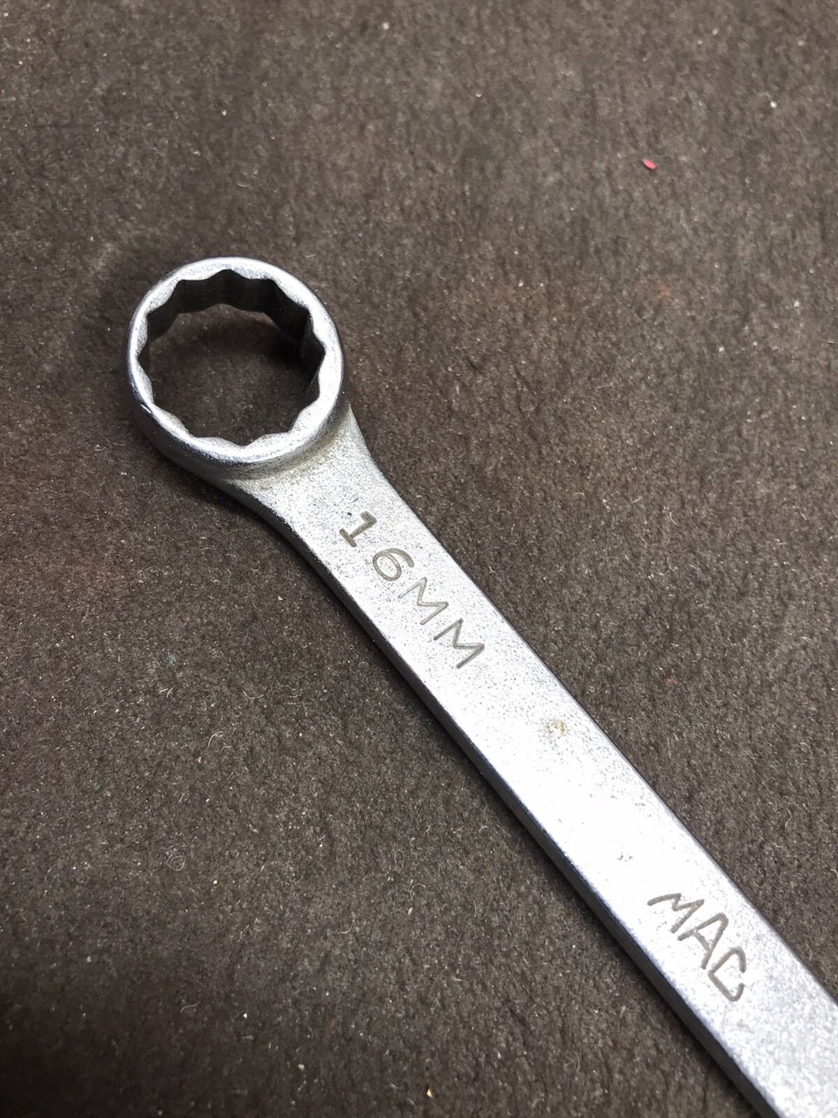 Mac Tools M16CW 16MM 12pt Combination Wrench USA Used