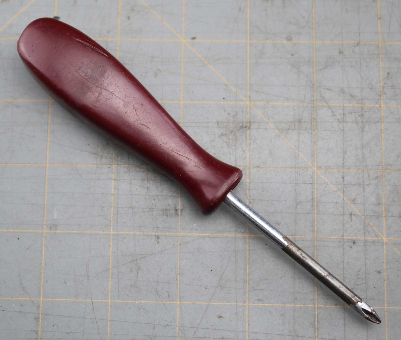 Matco Tools Burgundy Purple Hard Handle P1 Phillips Screwdriver