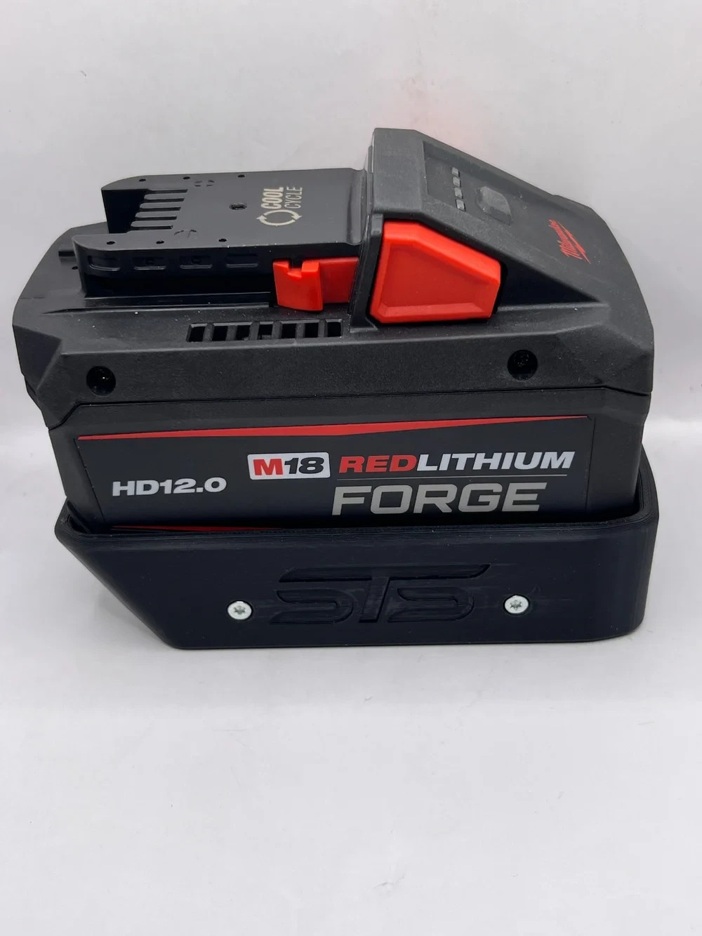 STS Auto Design MW1812F – Milwaukee M18 12.0 Forge Magnetic Battery Cover