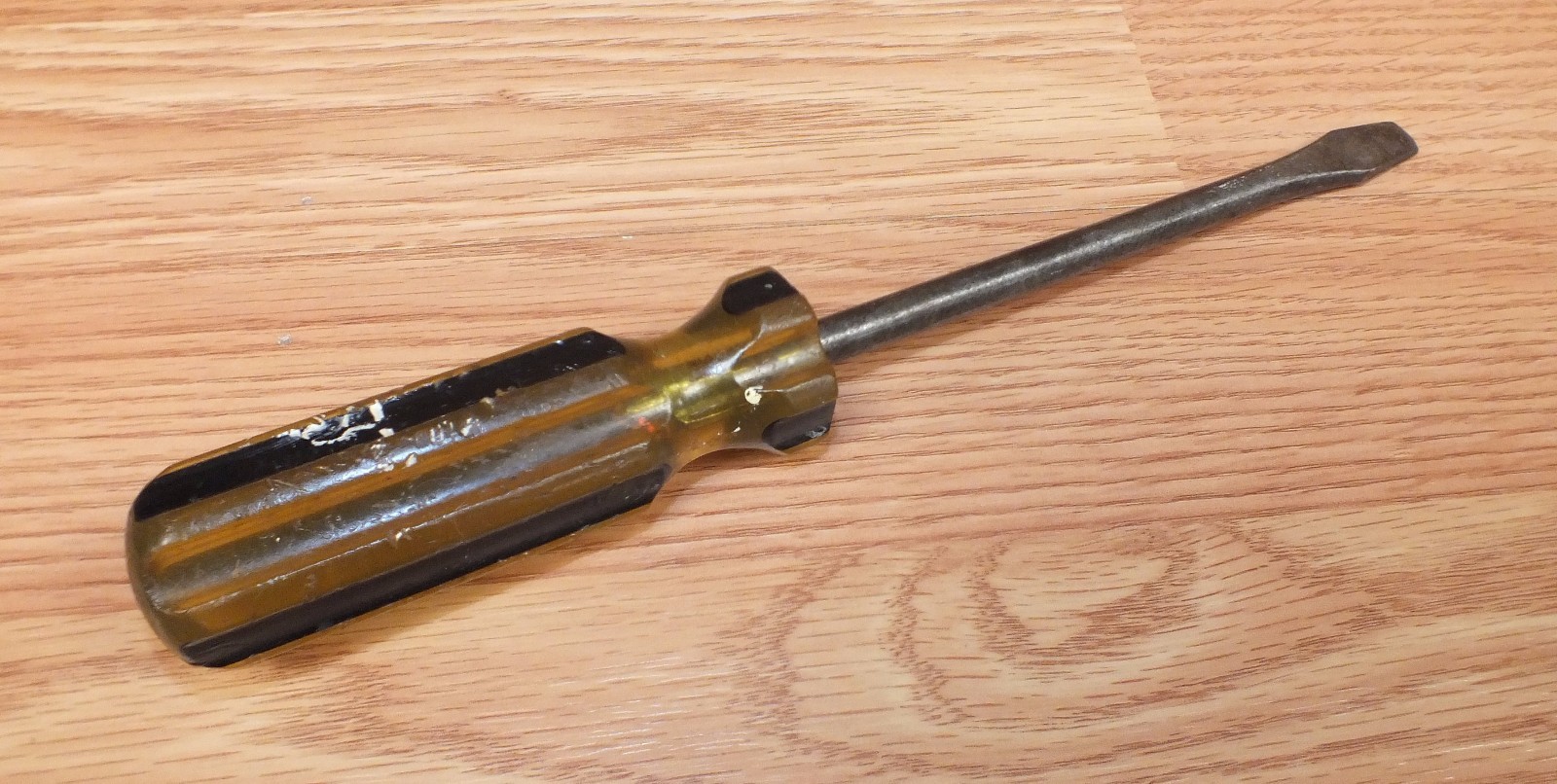 Genuine Professional 10″ Long Black & Yellow Flat Head Screwdriver Only **READ**