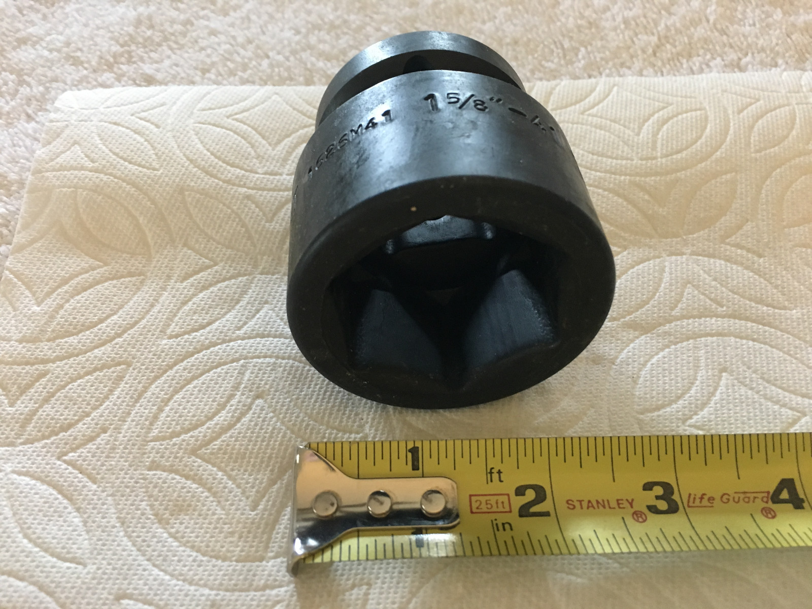 OZAT 1626M41 – 1″ Drive – 6 Point 1-5/8″-41mm Short Impact Socket Black