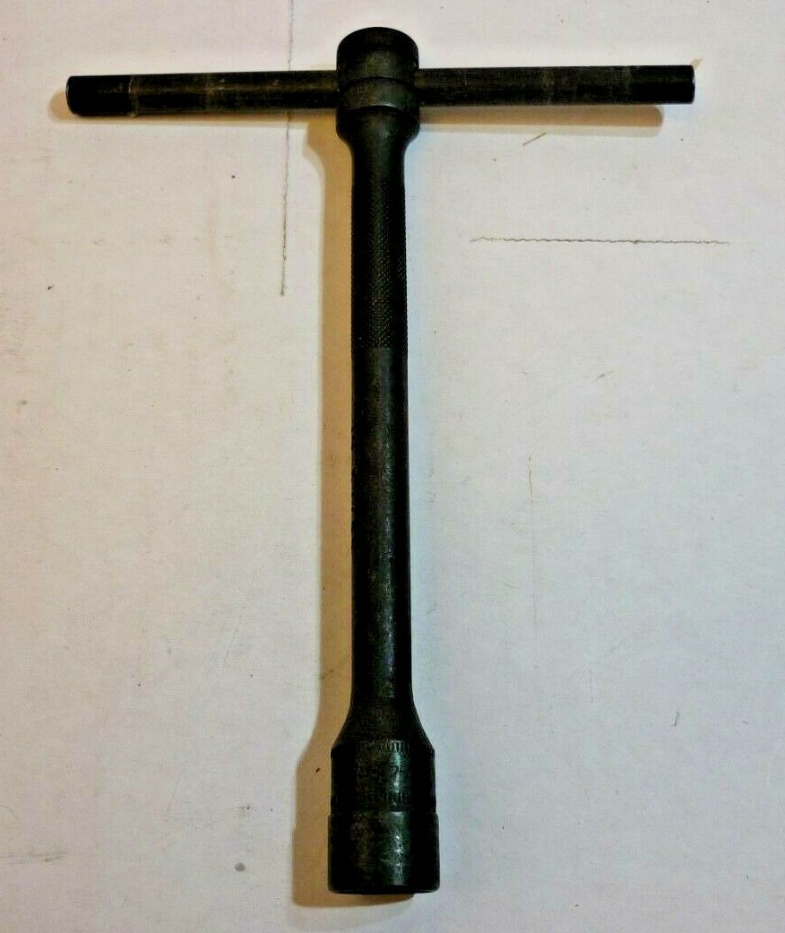 Snap-On 14mm Socket w/5″ extension and T-handle, pn FSM141