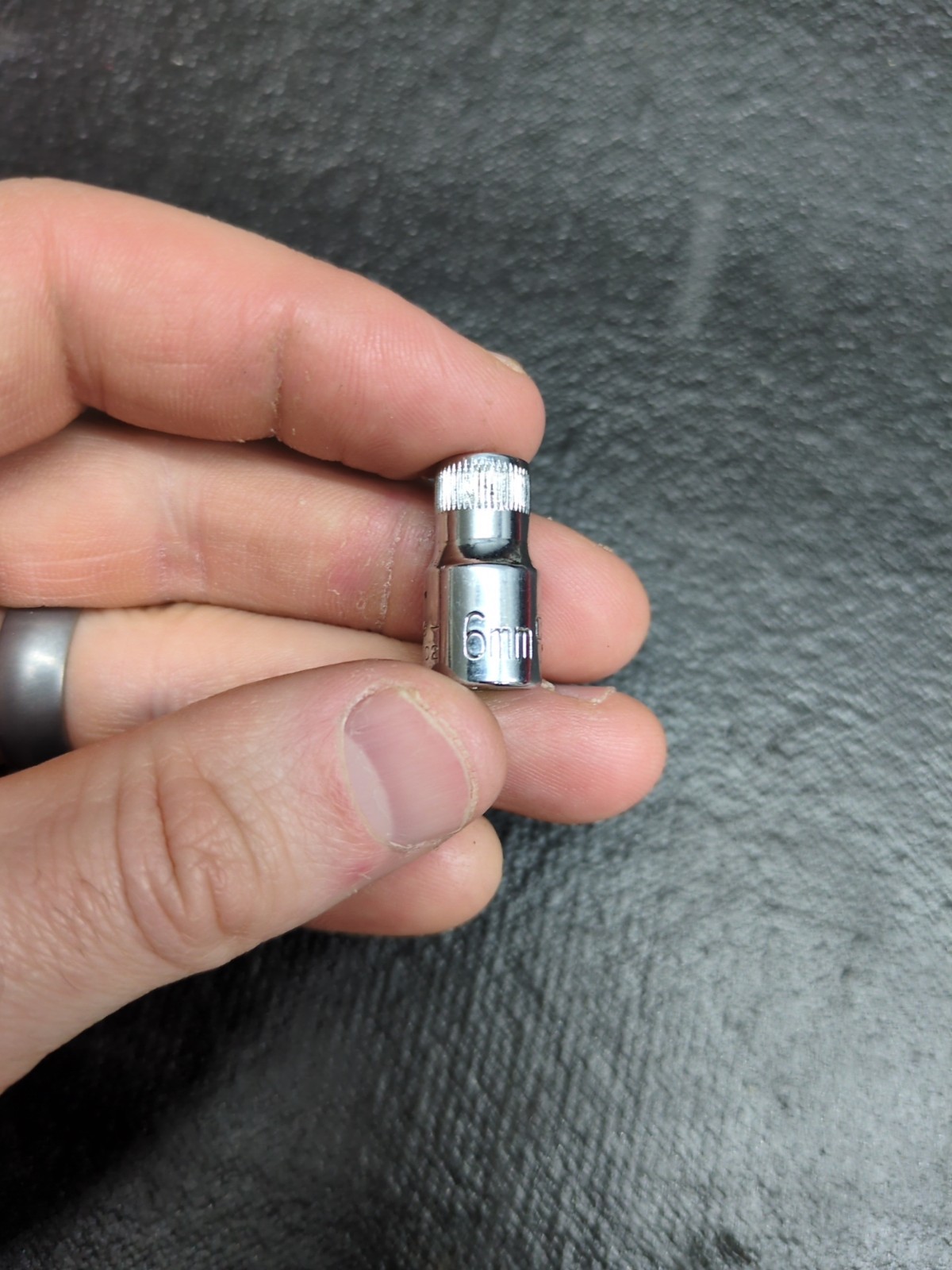 Craftsman 6mm Socket 6pt. 1/4″ Drive -G- 43502 (Top Knurl)