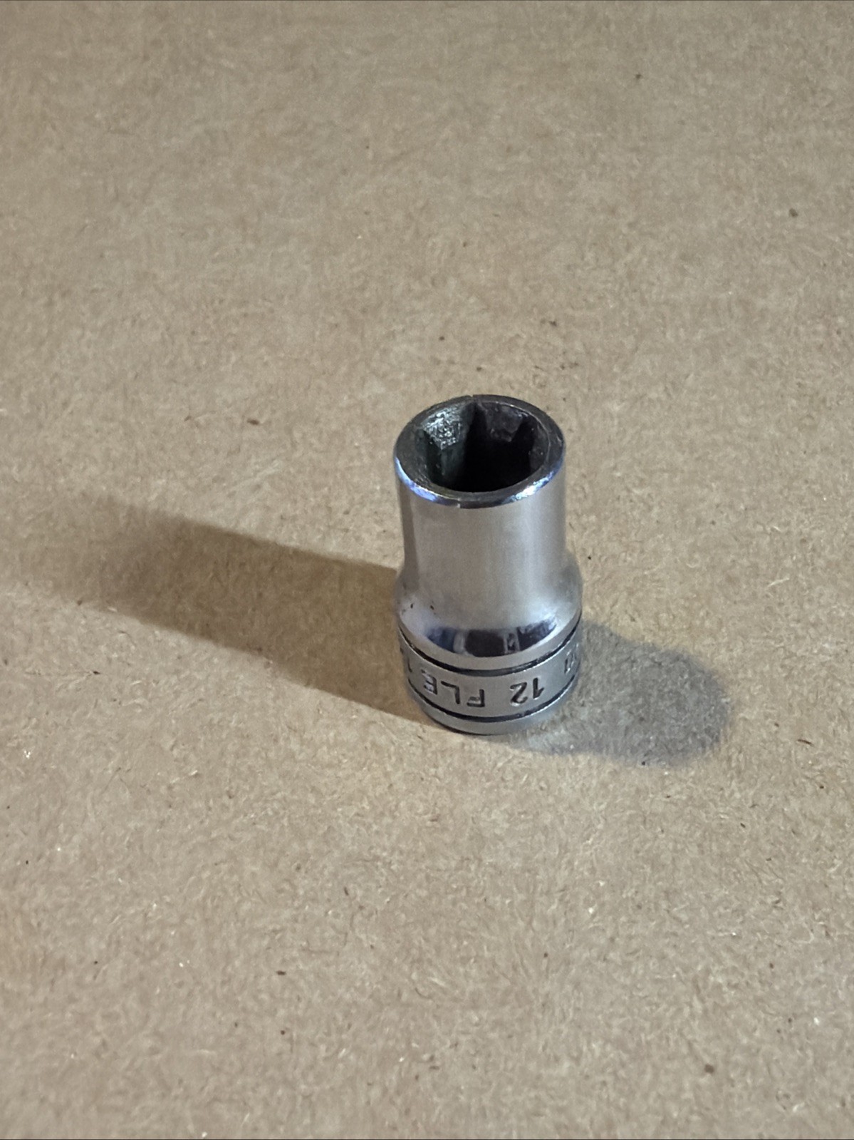 Snap On 3/8″ Drive E12 Shallow Inverted Torx Socket FLE120
