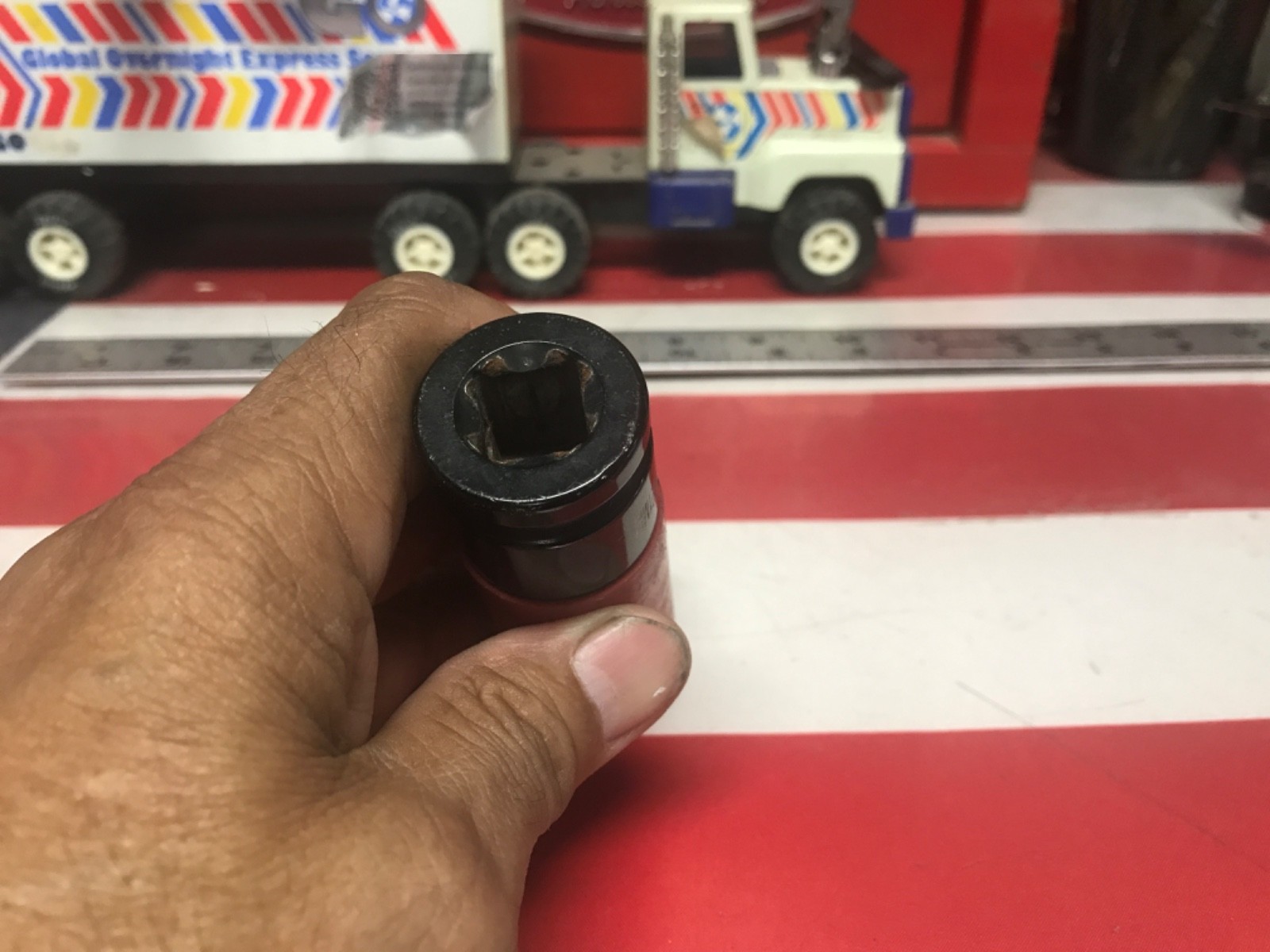 Mac tools socket wheel lug nut 21mm 1/2” drive protector VPT21MM GGGG