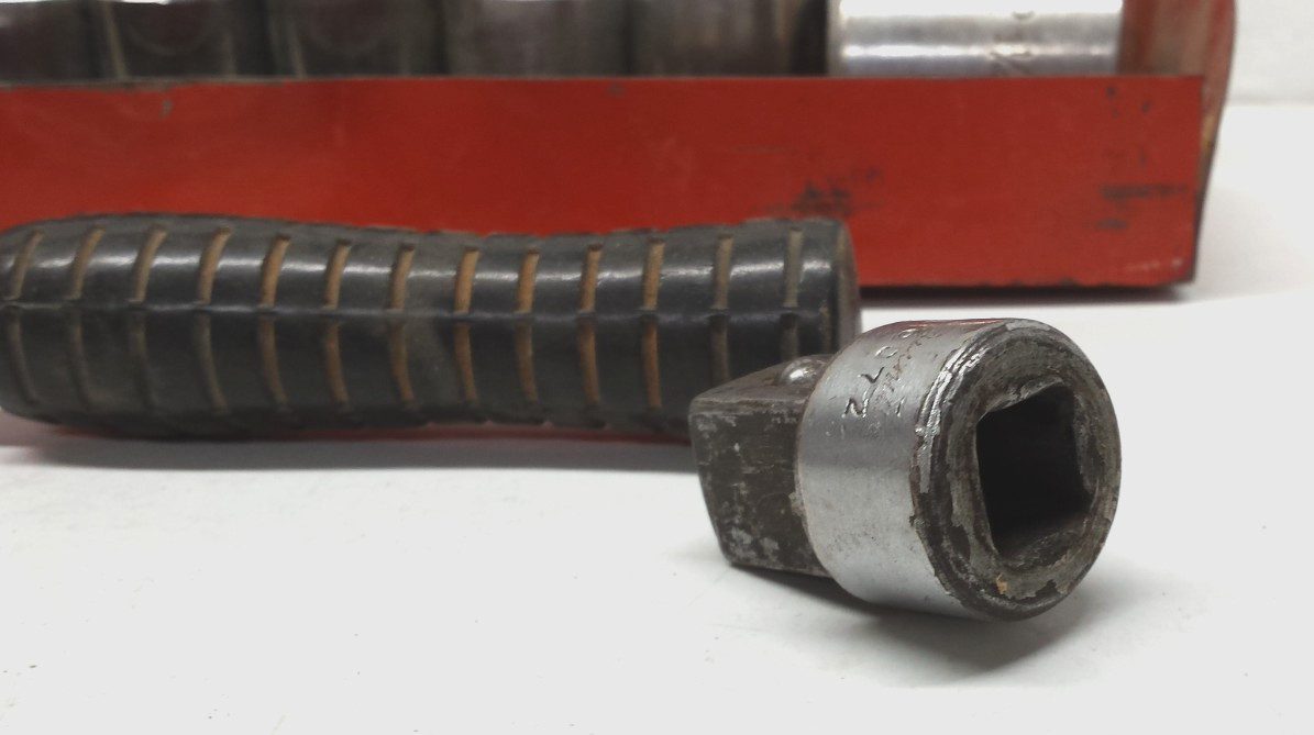 1/2 Inch Drive Socket Set of Misc. Sockets 7/16″ to 1-1/4″