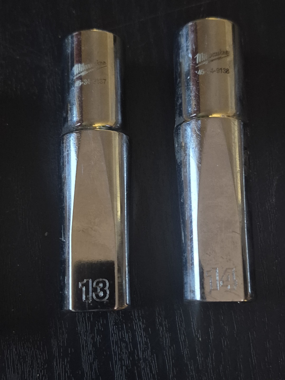 11-Milwaukee 1/2 sockets