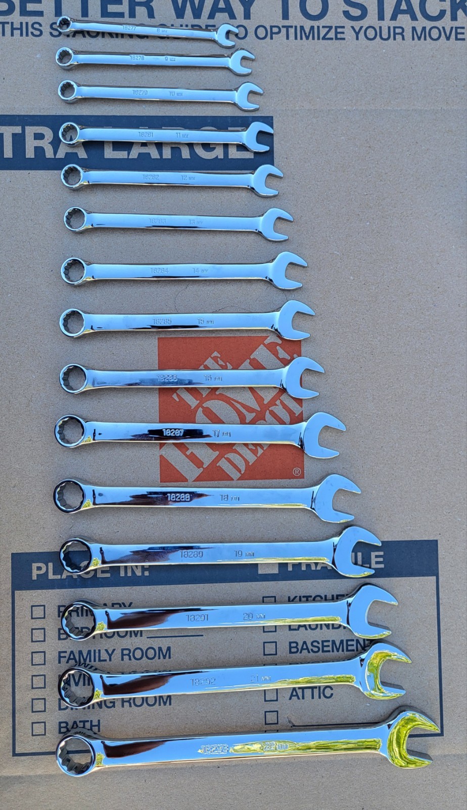 Tekton 15 Piece Combination Wrench Set With Pouch. 8mm-22mm