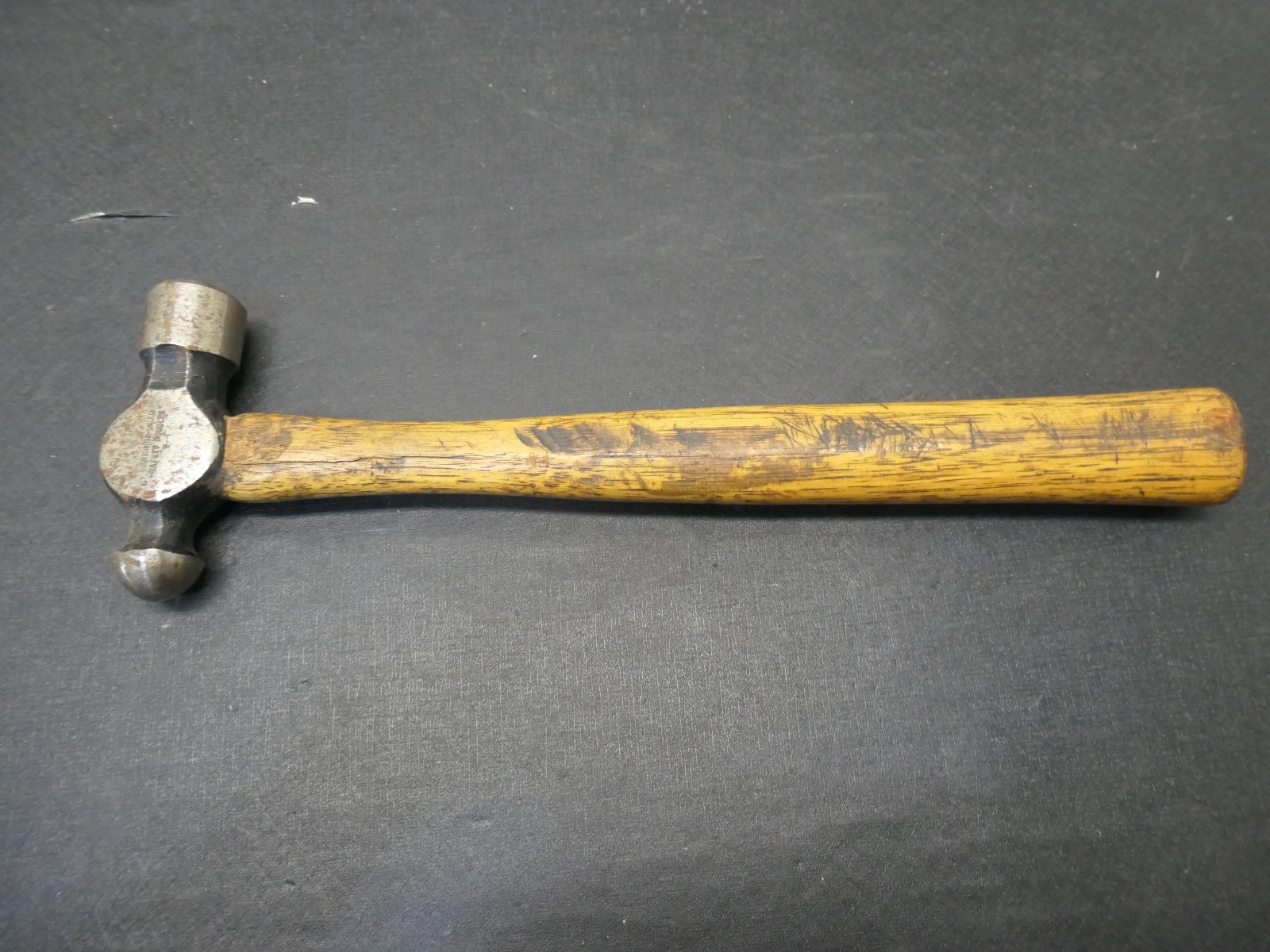 Blue-Point Hickory BALL PEEN HAMMER 16 oz BP16B USA