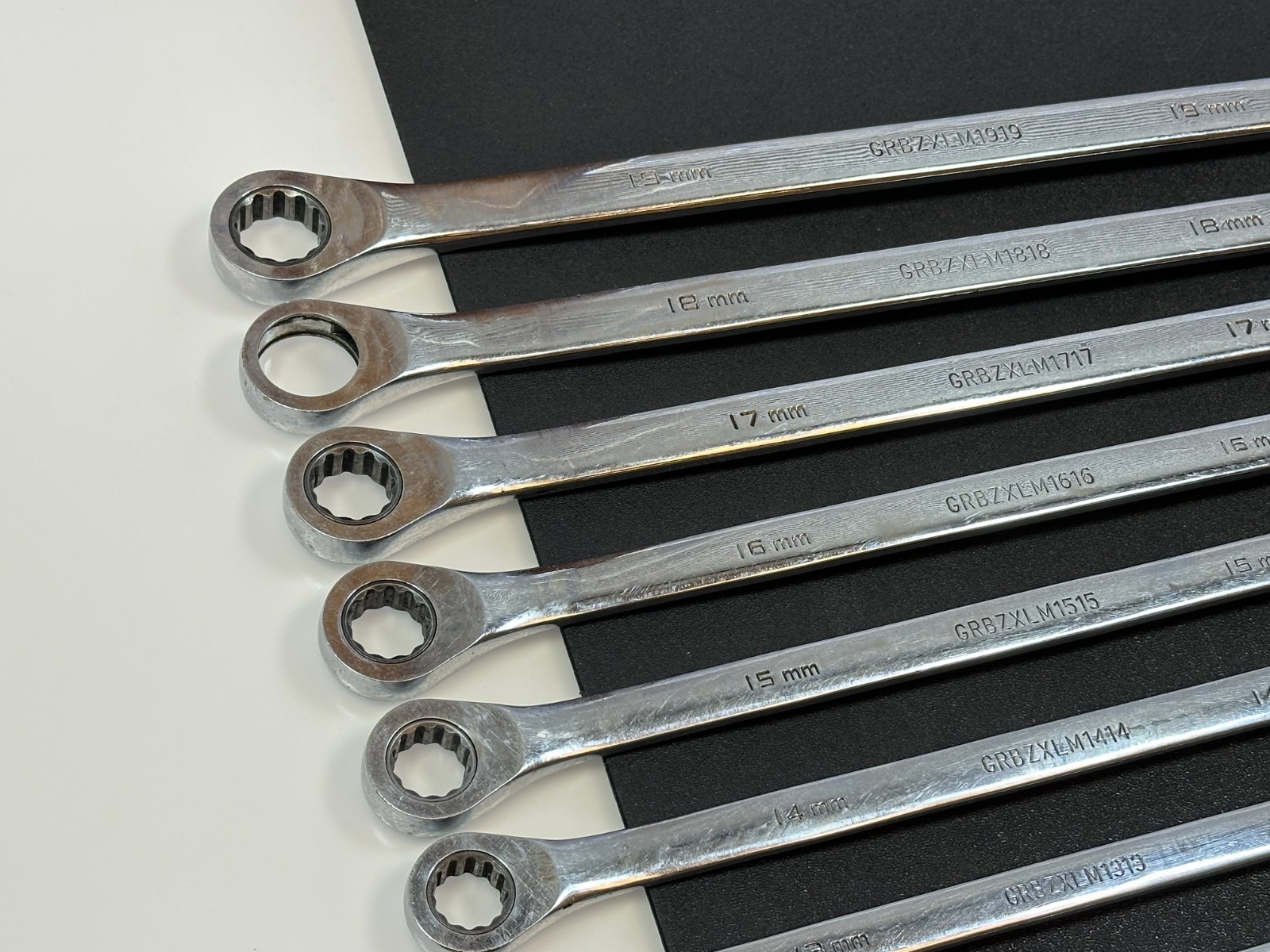 Matco Tools GRBZXLM 10pc Extra Long Metric 10mm-19mm Ratcheting Box Wrench Set