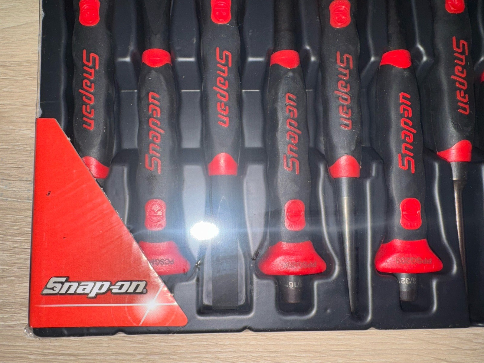 BRAND NEW Snap On Soft Grip 10 Piece Punch And Chisel Set PPCSG710 Red