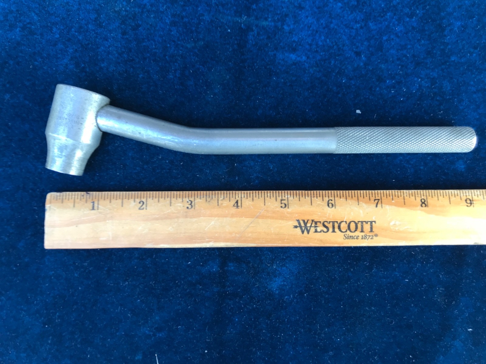 FORD V 8 Socket Wrench #617 9/16 inch