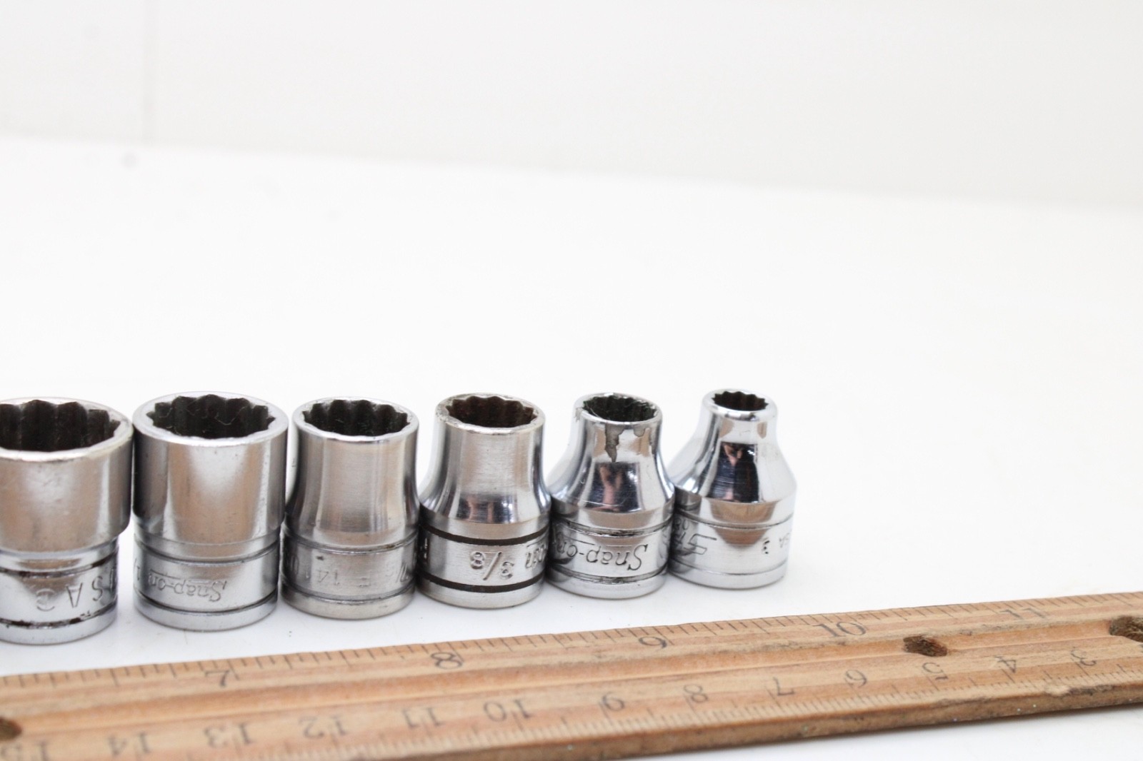 Snap-on F081 – F281 1/4-7/8″ 3/8″ Drive 12 Point 12 Piece SAE Chrome Set USA