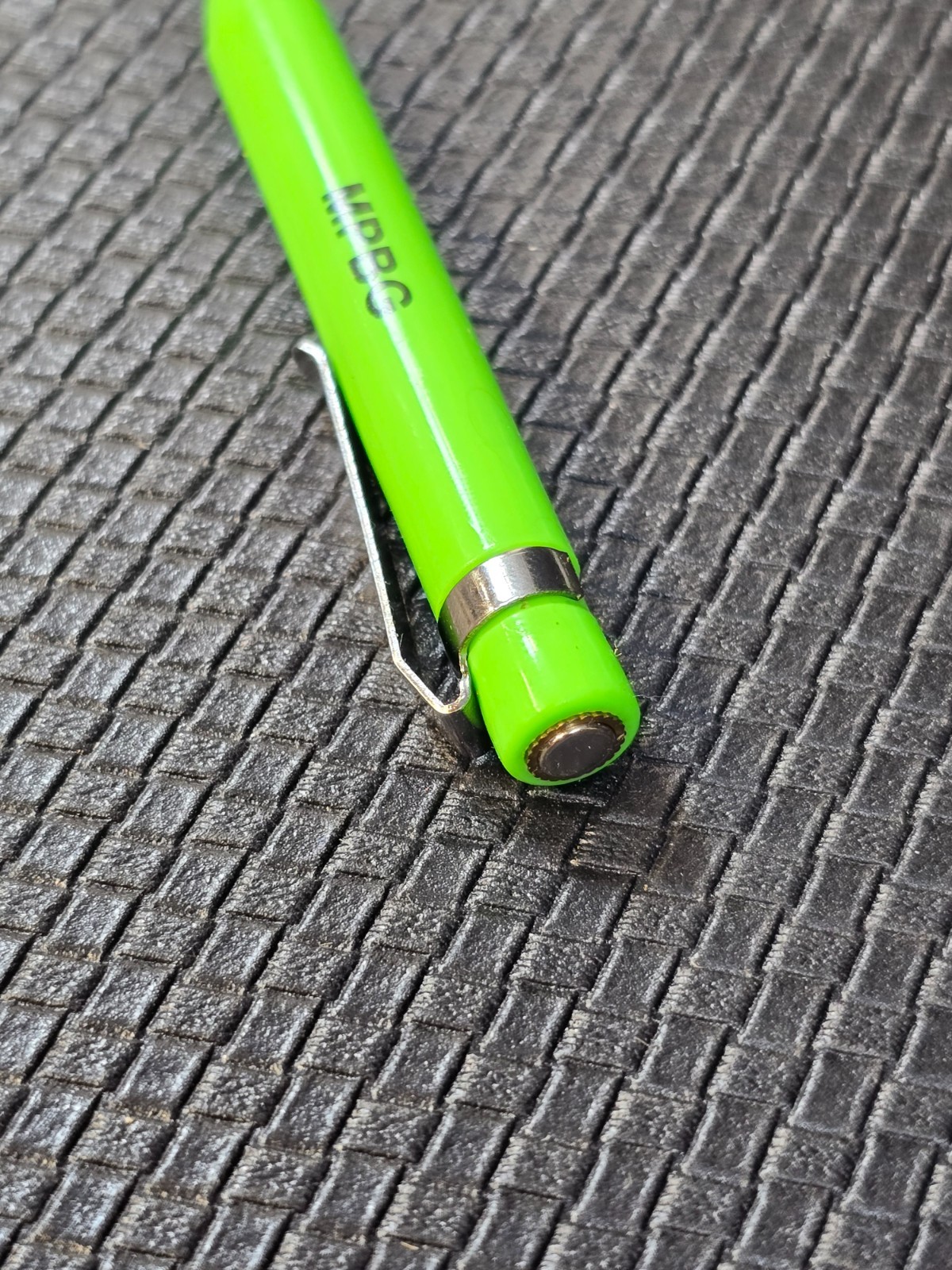VIM Tools GREEN Mini Pocket Pry Bar Set w/Pocket Clip & Magnet MPBG