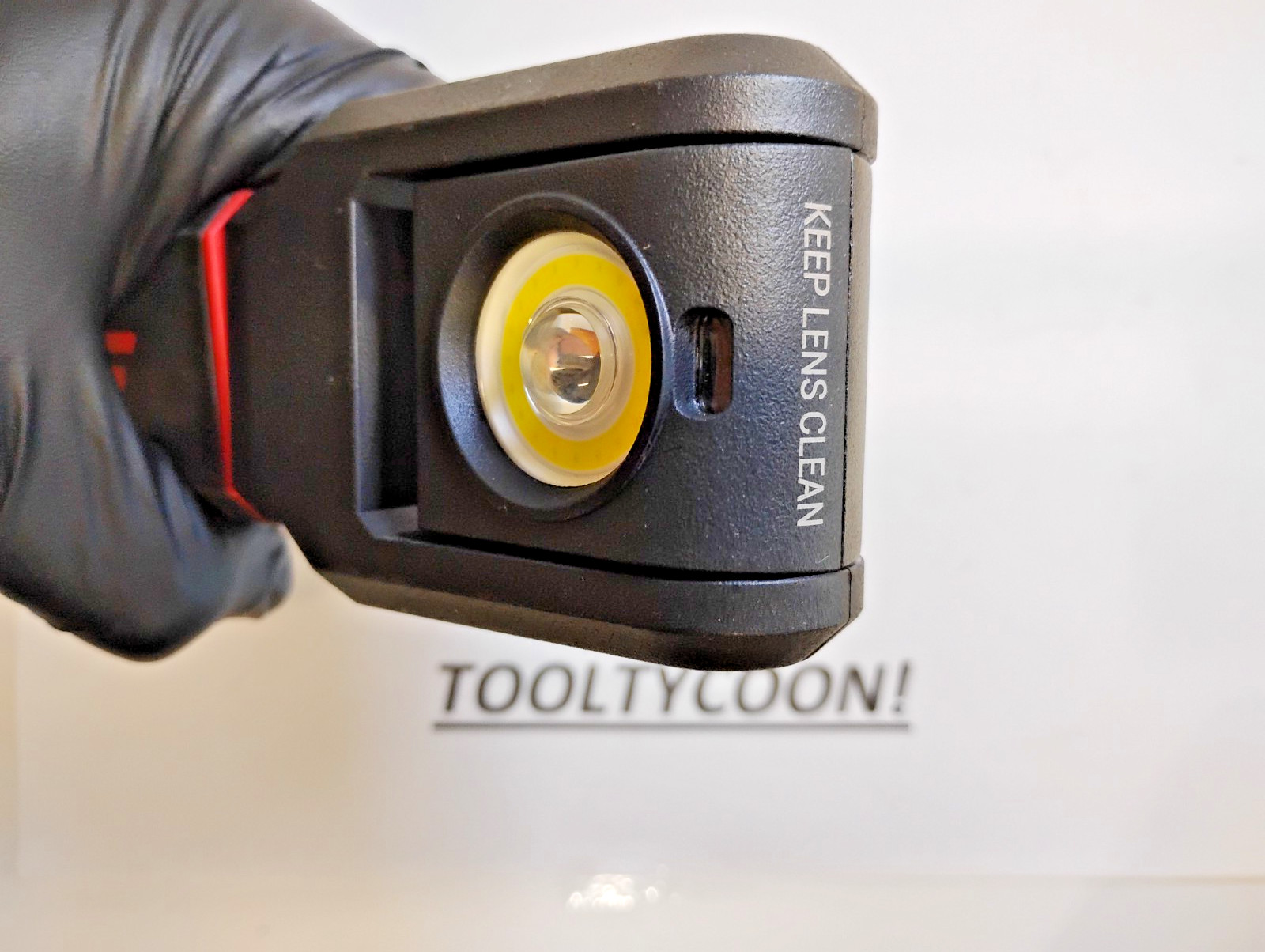 Snap-On Tools NEW ECARF052 Pivot Head 550 LUMEN AUTO FOCUS Rechargeable BLACK