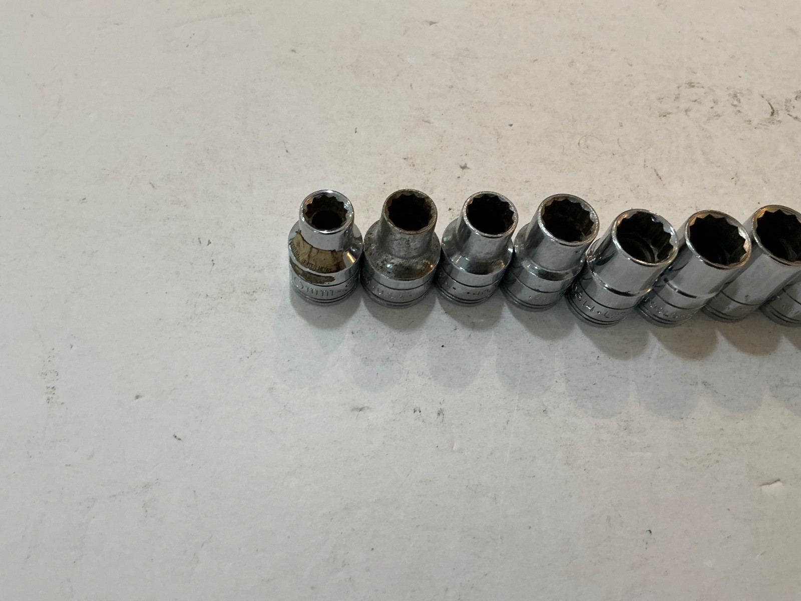 S-K 13 pc 1/2″ drive shallow metric 12pt socket set 10mm-24mm USA made