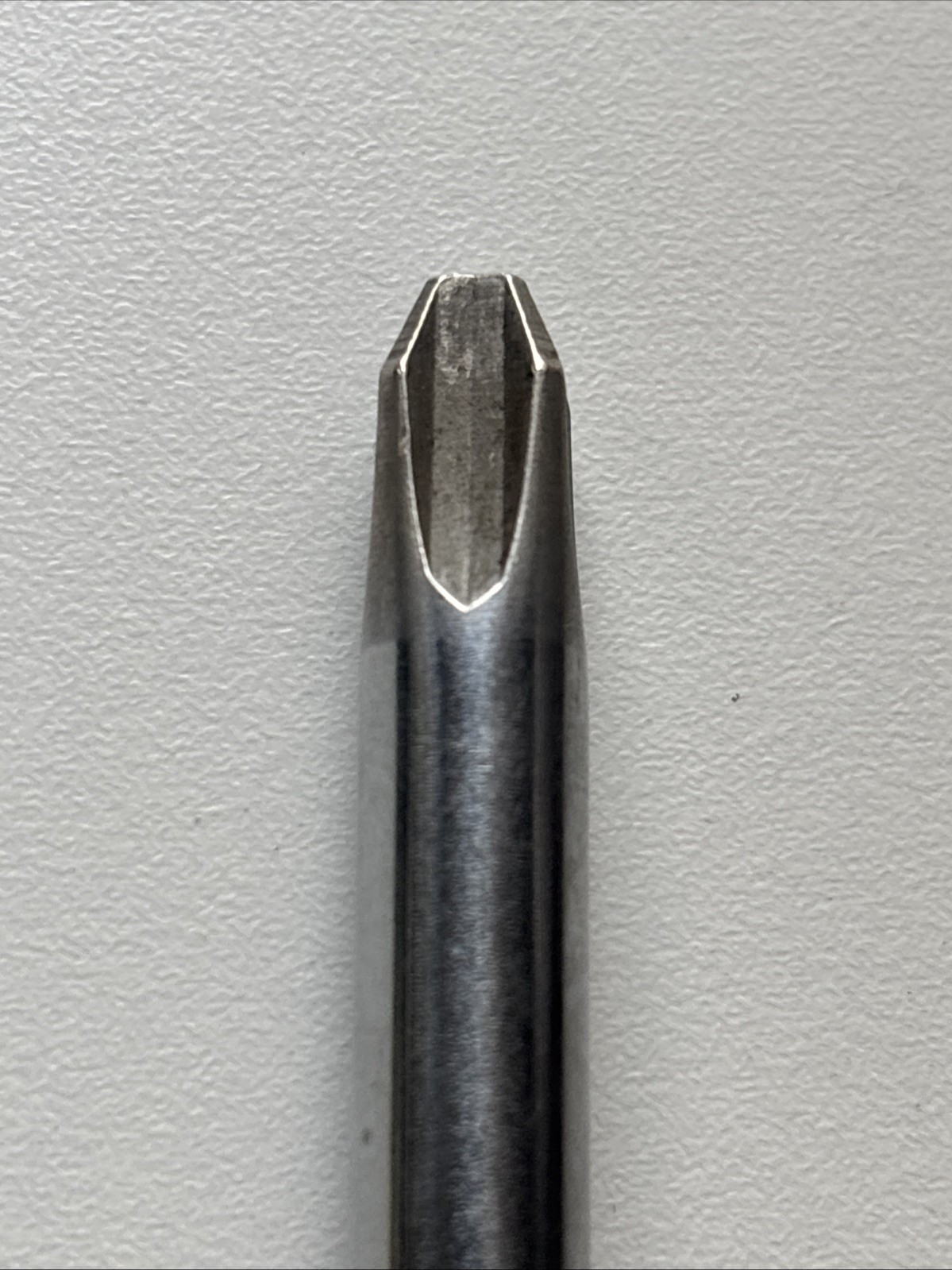 Snap-on SSDP64 No. 4 Phillips Head Screwdriver Black Hard Handle 10.5″ 🇺🇸