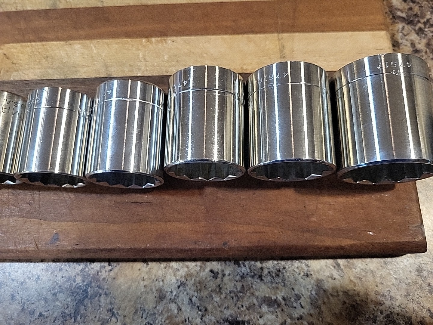 Craftsman 13 Pc. SAE Shallow Socket Set 1/2″ Dr. 12 Pt. 7/16″ to 1-1/4″ 🇺🇸