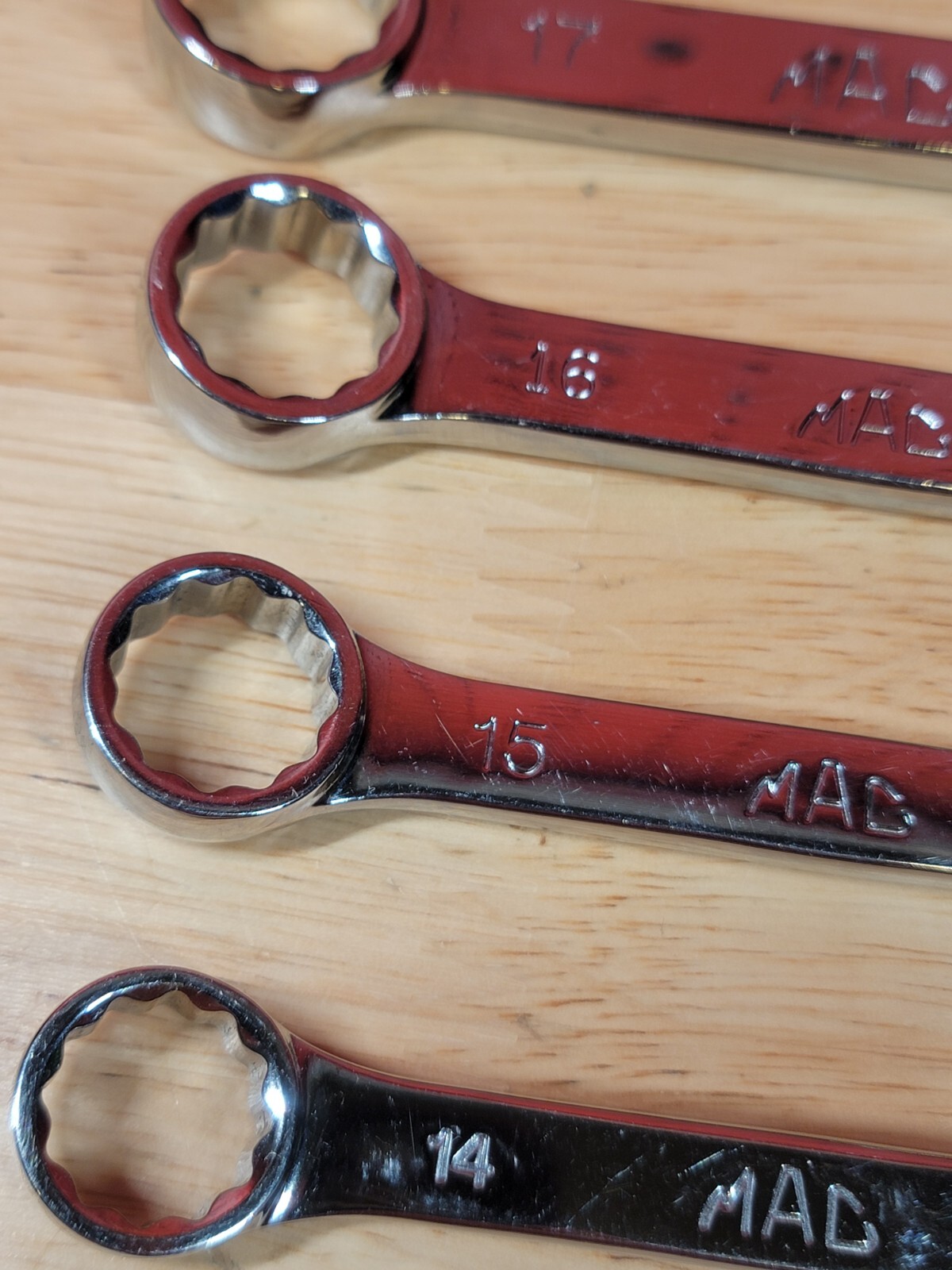 MAC Tools 8-Piece Stubby Metric 12mm-19mm Combination Wrench Set 12-Point