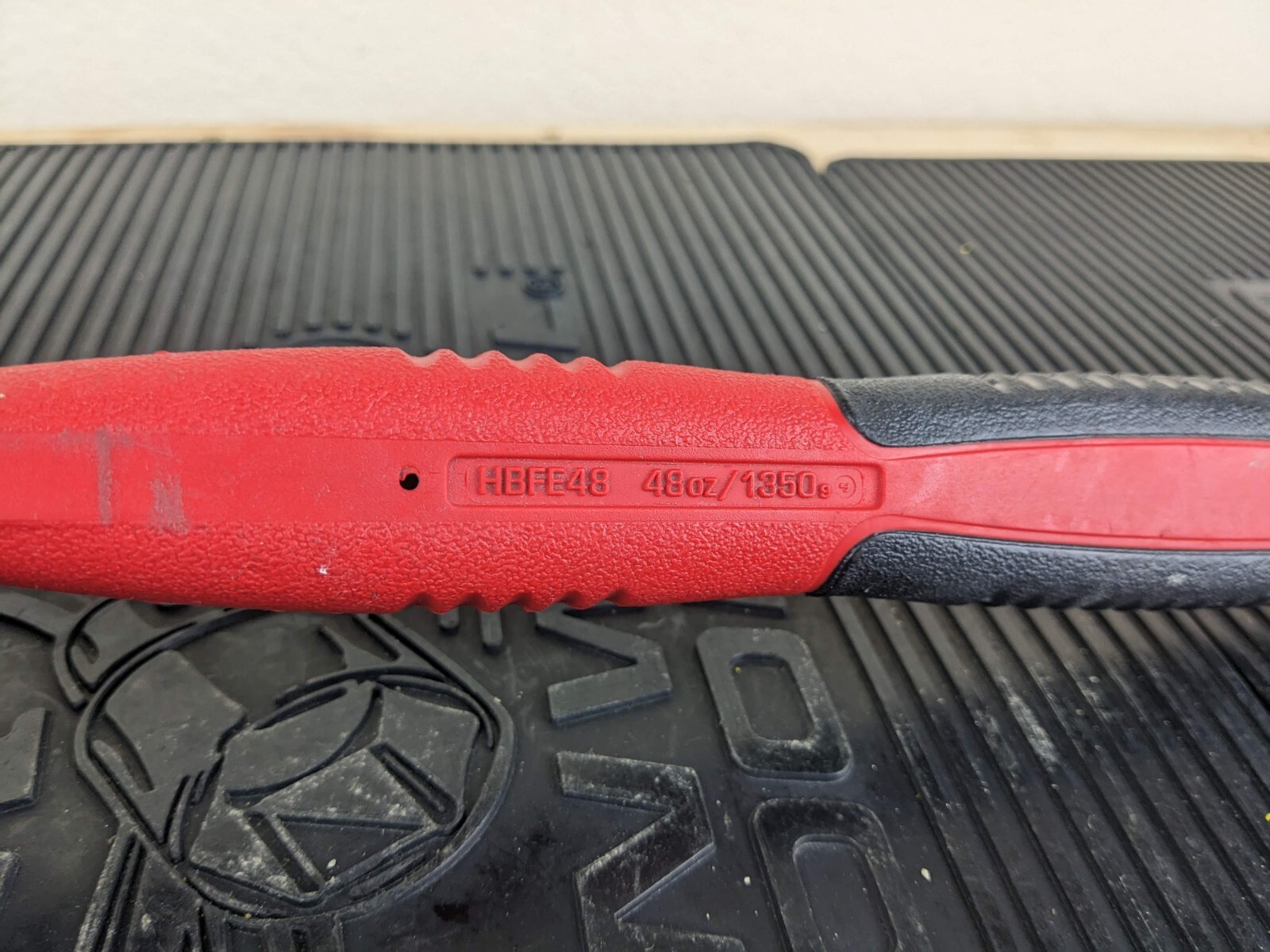 #as022 Snap-On HBFE48 Dead Blow 48-Ounce Soft Grip Hammer RED