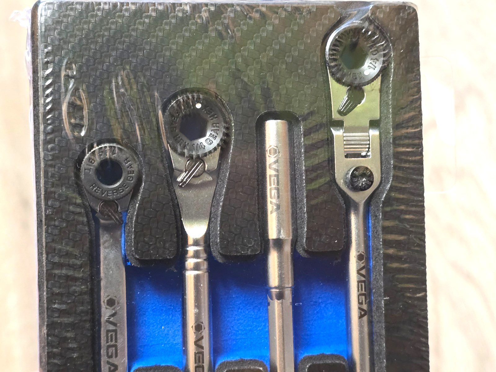 Vega Tools BRSET, 4pc Master 1/4″ Hex Bit Ratchet Set, T-Handle w/Extension