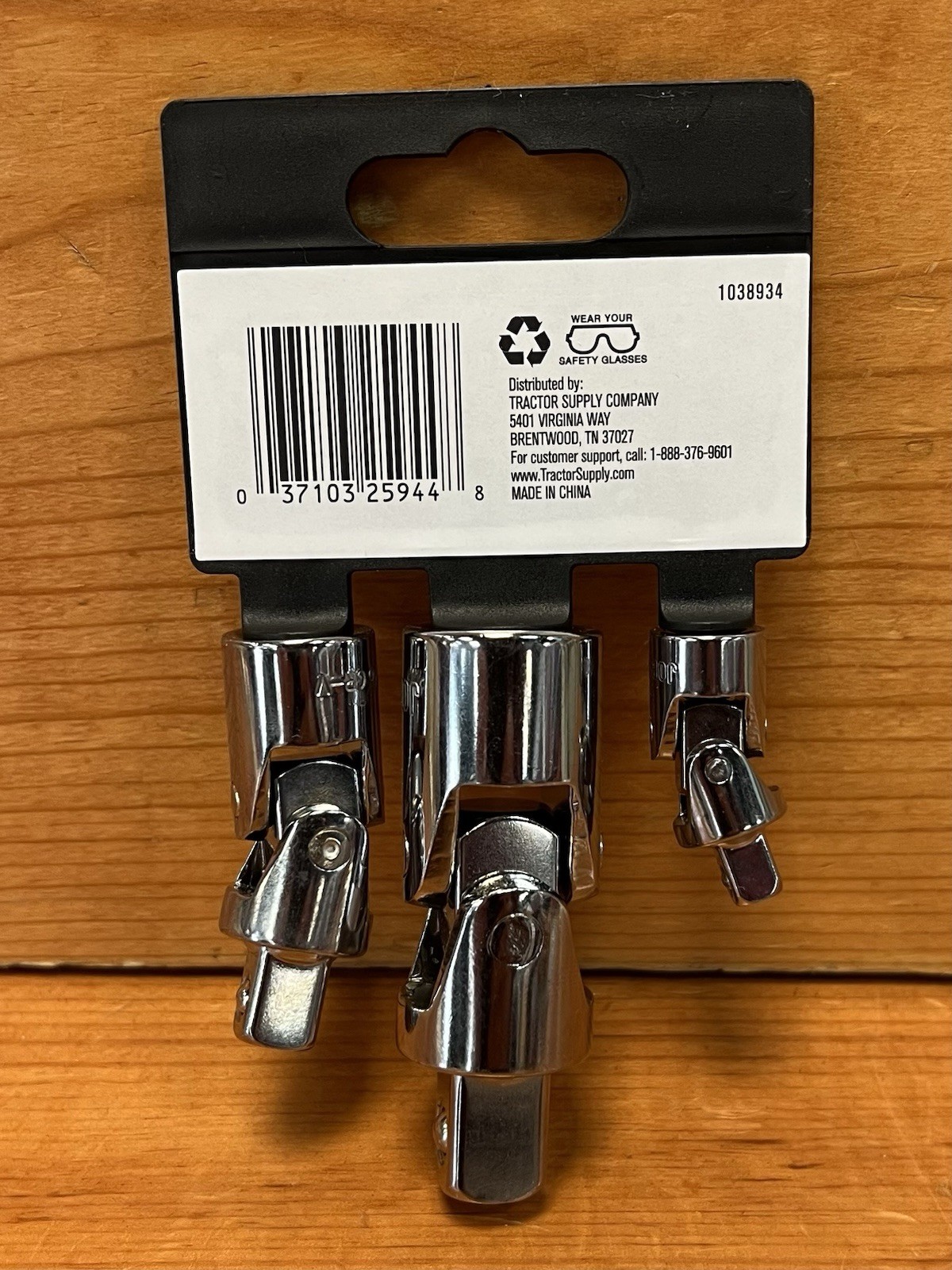 JobSmart 1038934 1/4 in., 3/8 in. and 1/2 in. Drive Set, Universal Joint, 3 pc.